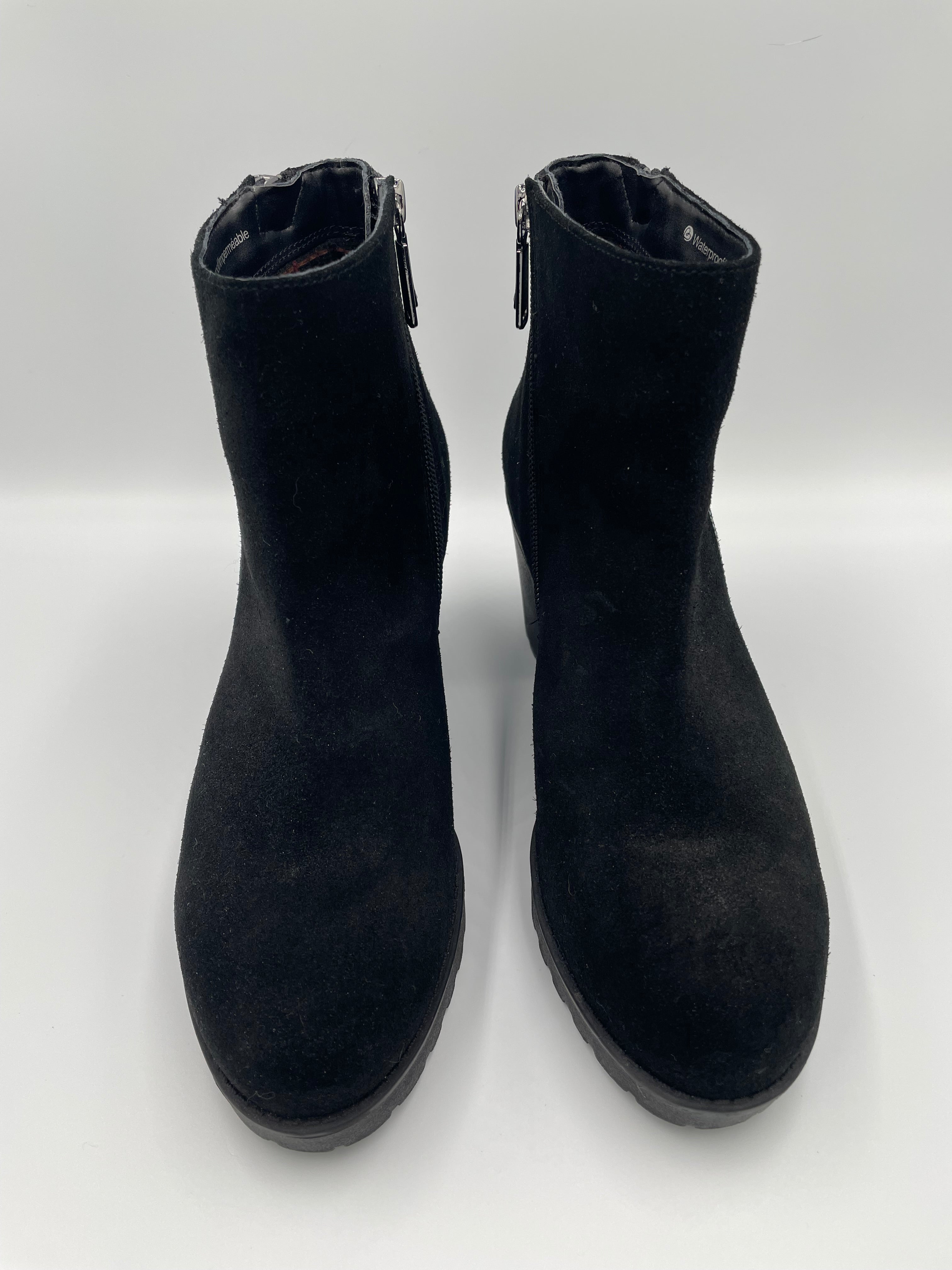 Blondo Waterproof Women's Suede Ankle Boots (7.5) - BinxBerry Consignment