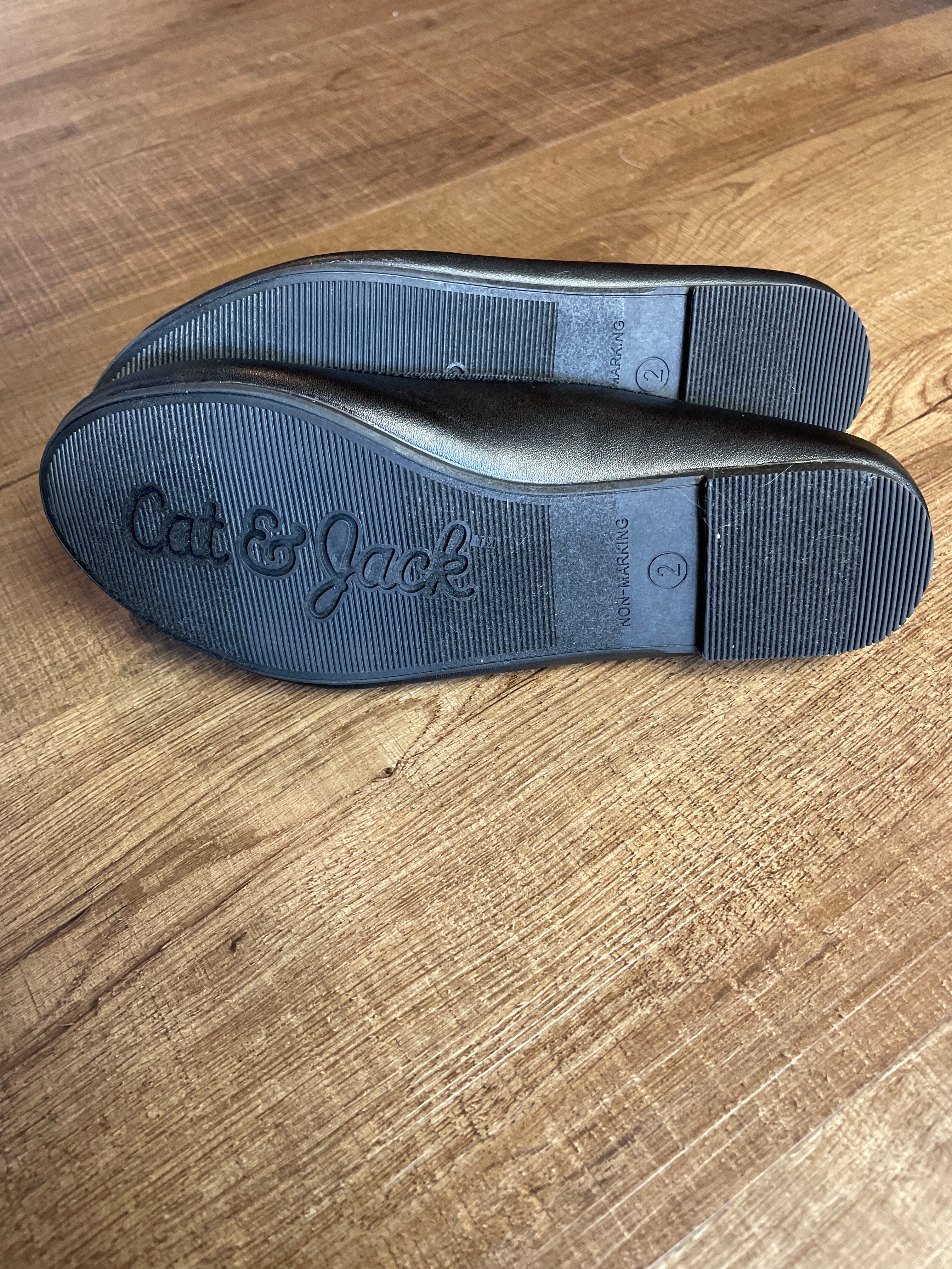 Cat & Jack Girls Ballerina Flats (2)