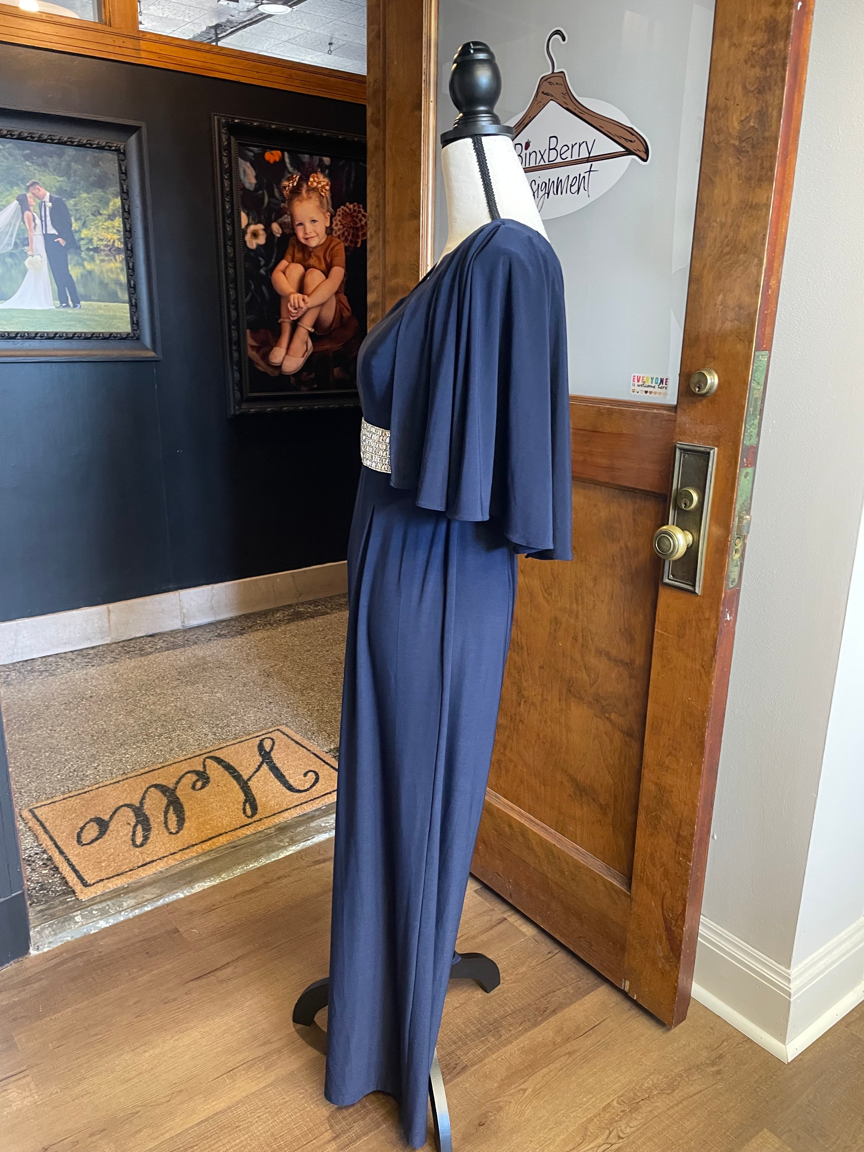 Roz & Ali Asymmetric Sleeve Jumpsuit (4)