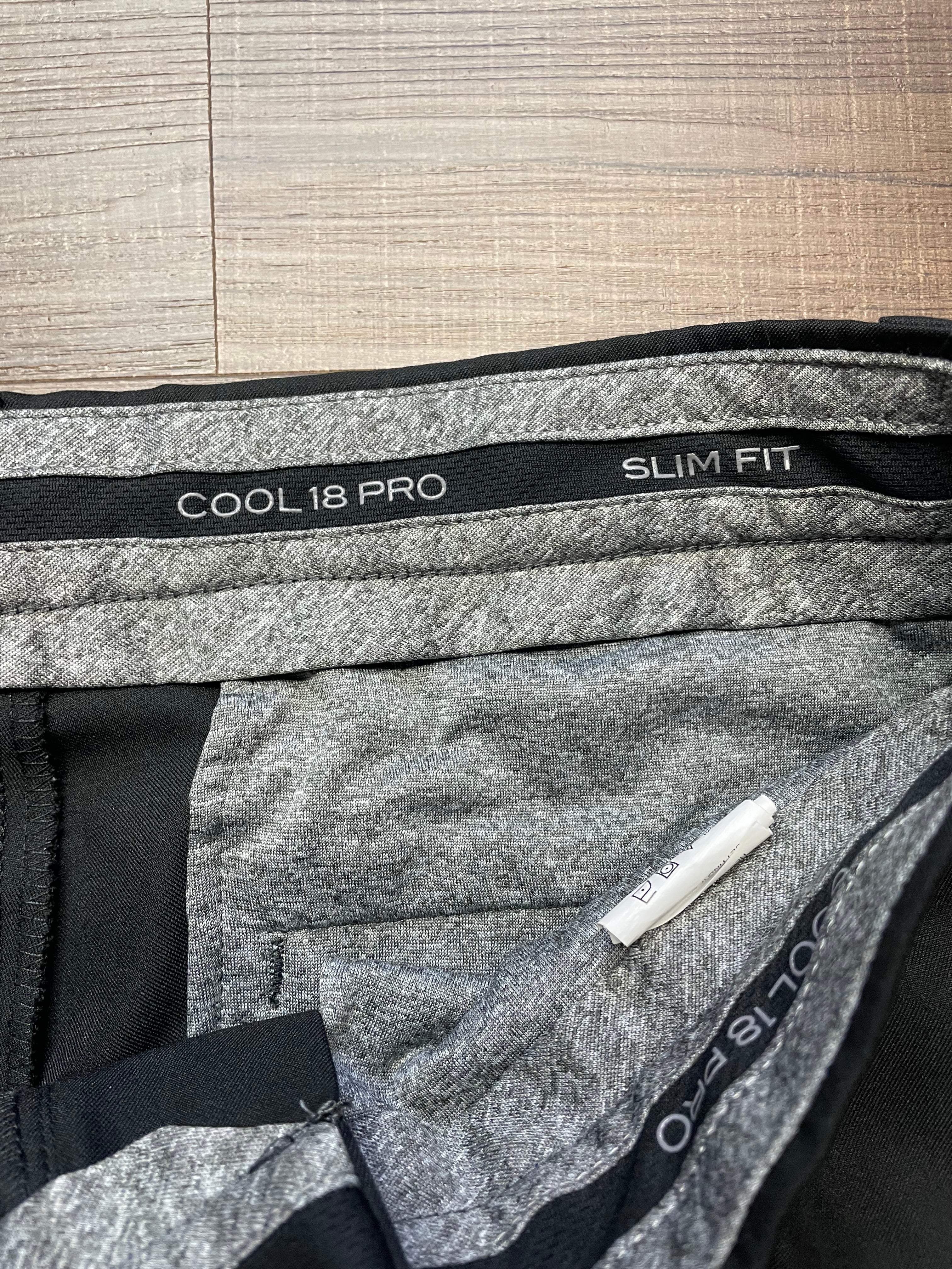 Haggar Cool 18 Pro Slim Fit Men's Slacks (32x32)