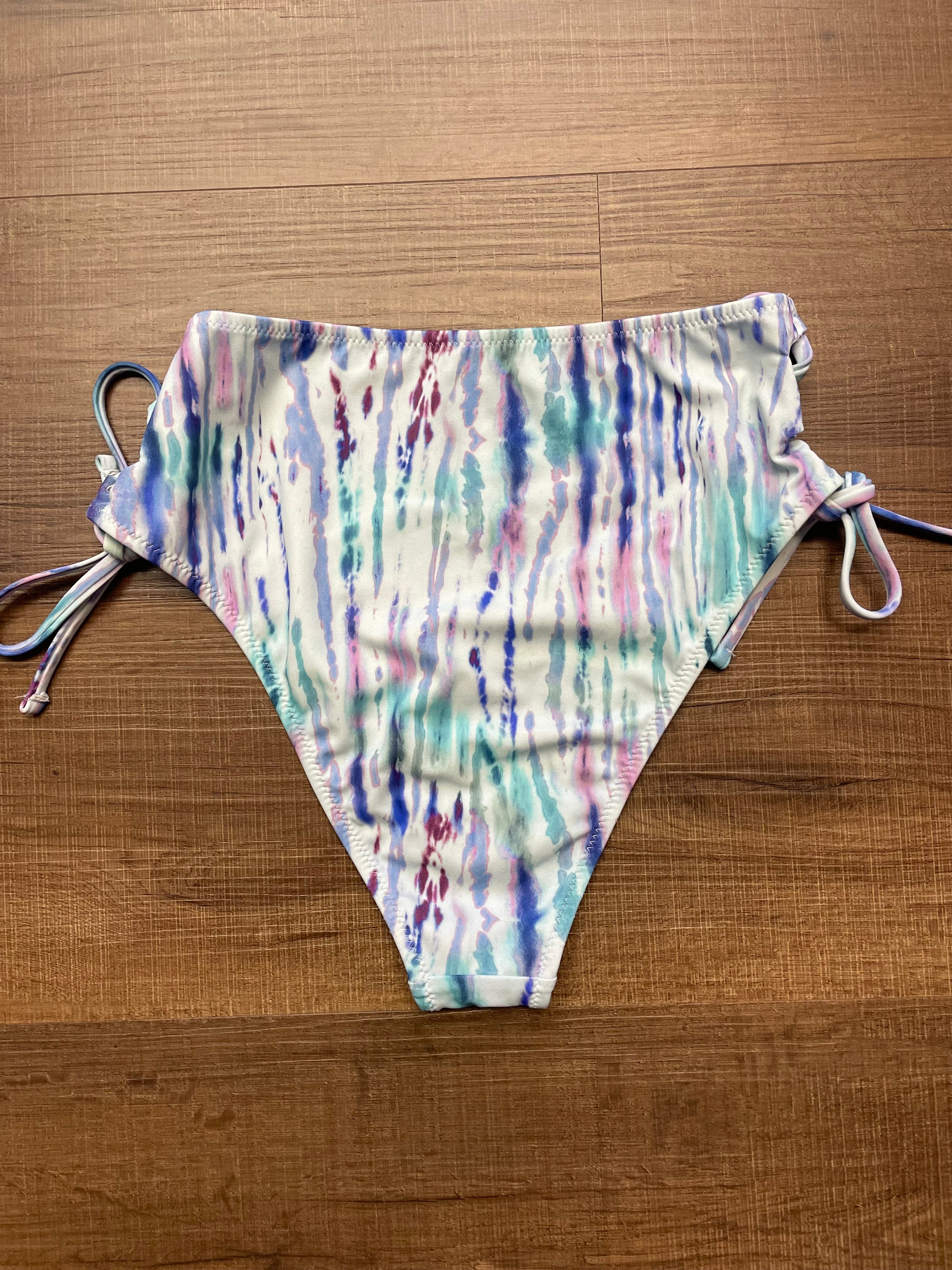 Shade Shore Hip String Bikini Bottom (S)