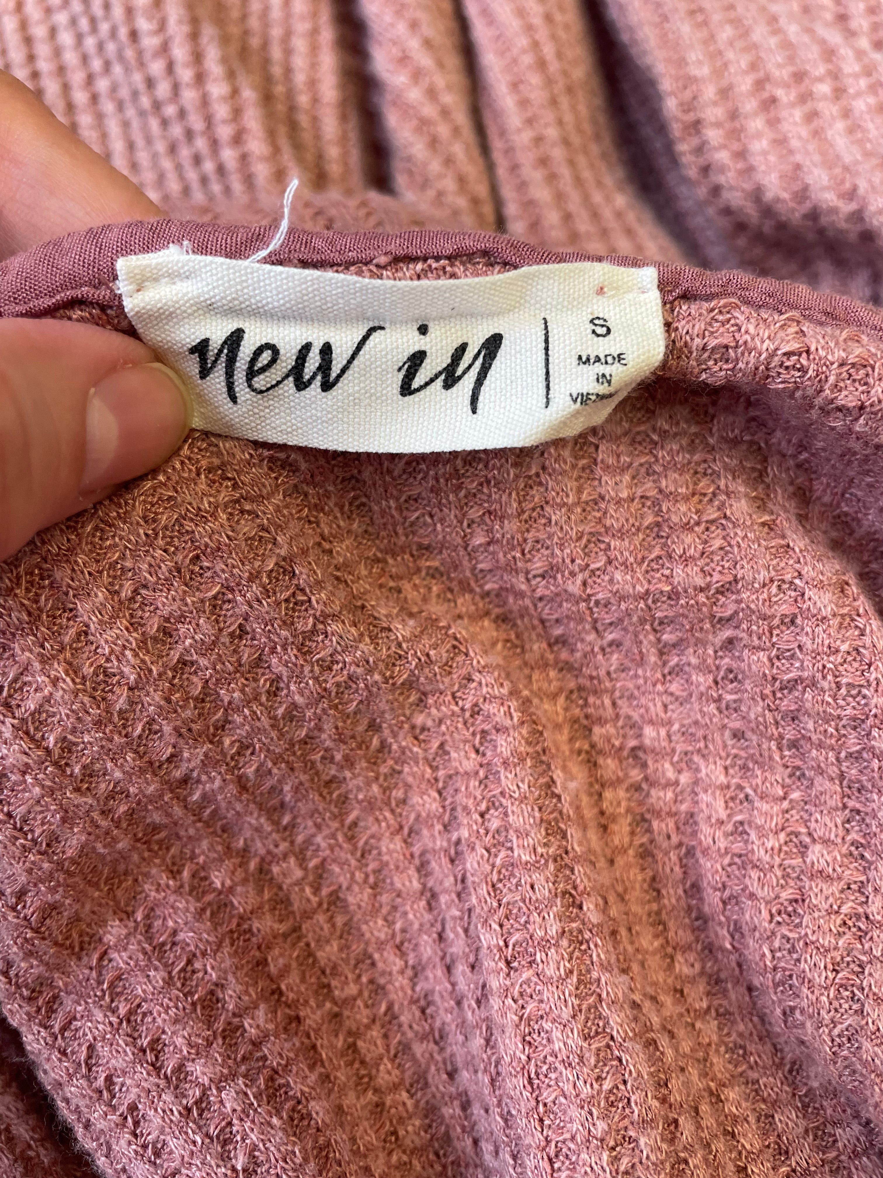 New In Women's Hooded Waffle Button Down (S)