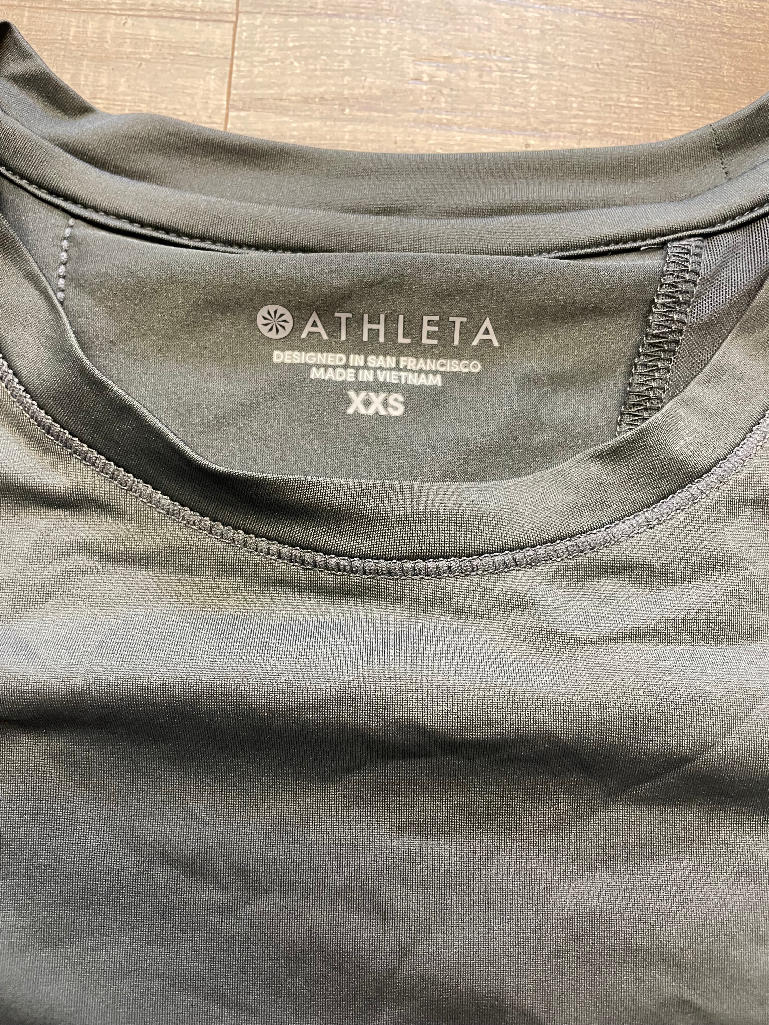 Athleta Long Sleeved Performance Top (XXS)