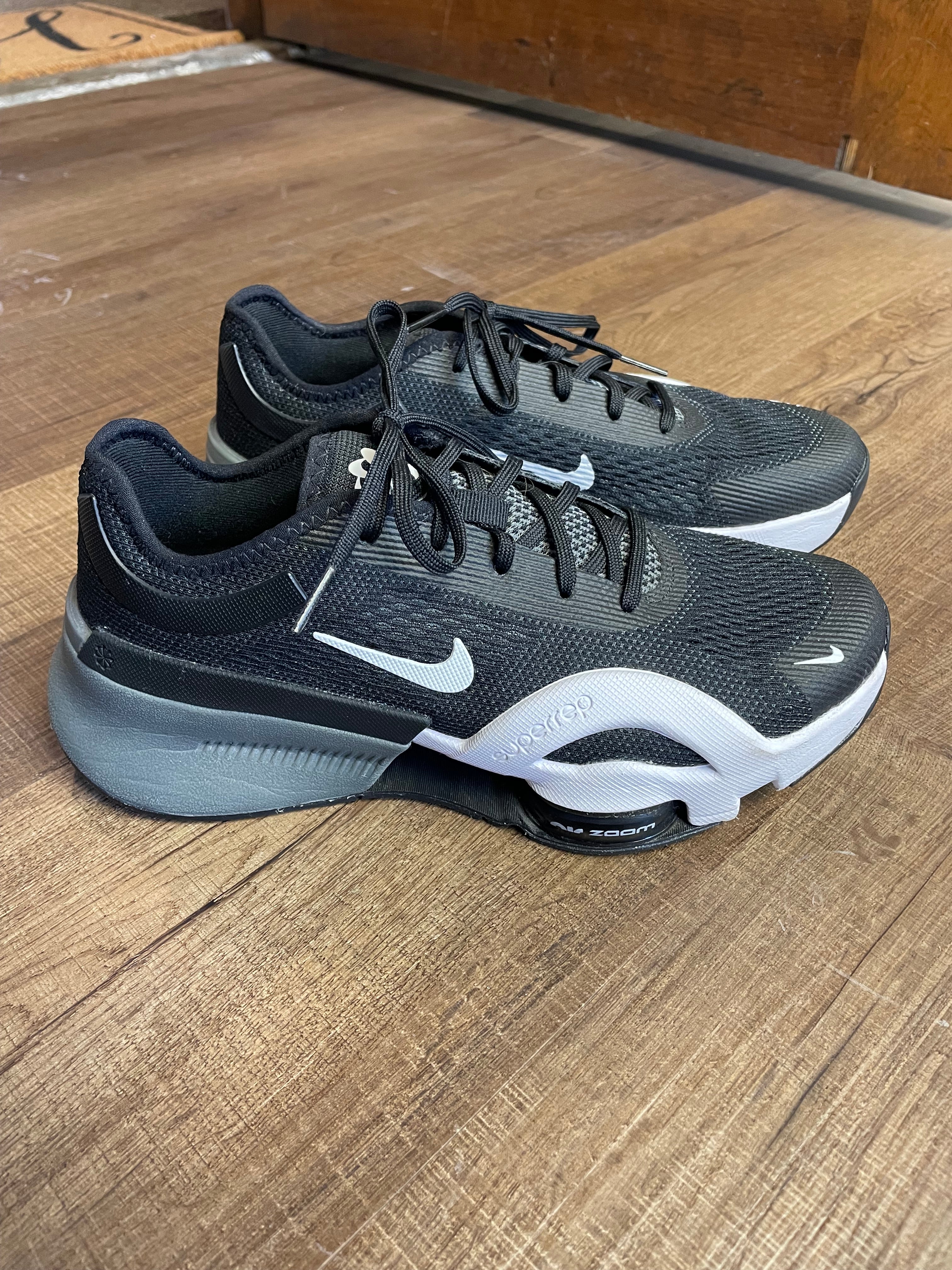 Nike Air Zoom Super Rep Women's Sneaker (8)