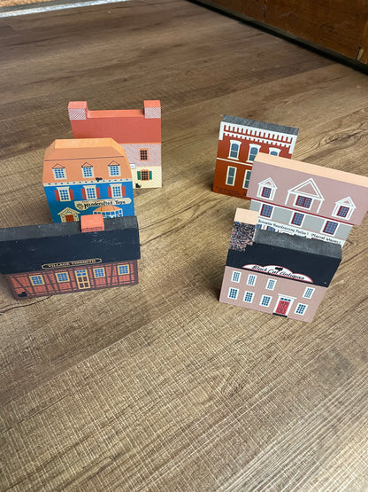 The Cat's Meow Village Series 7 (Lot of 6)