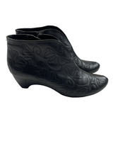 Pikolinos Cuero Women's Embroidered Bootie (EU 41) - BinxBerry Consignment