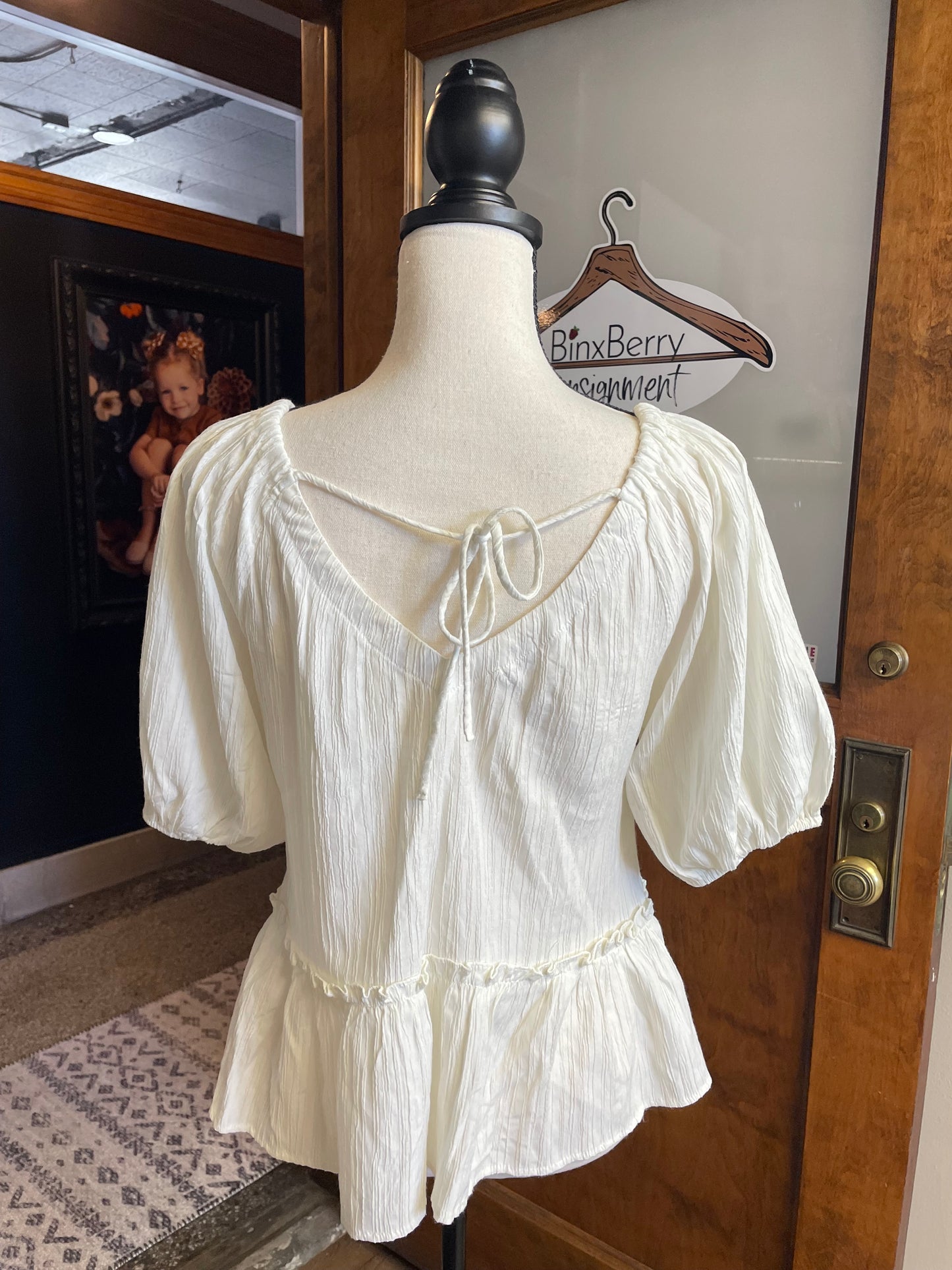 Lush Short Sleeved Peasant Top (M)