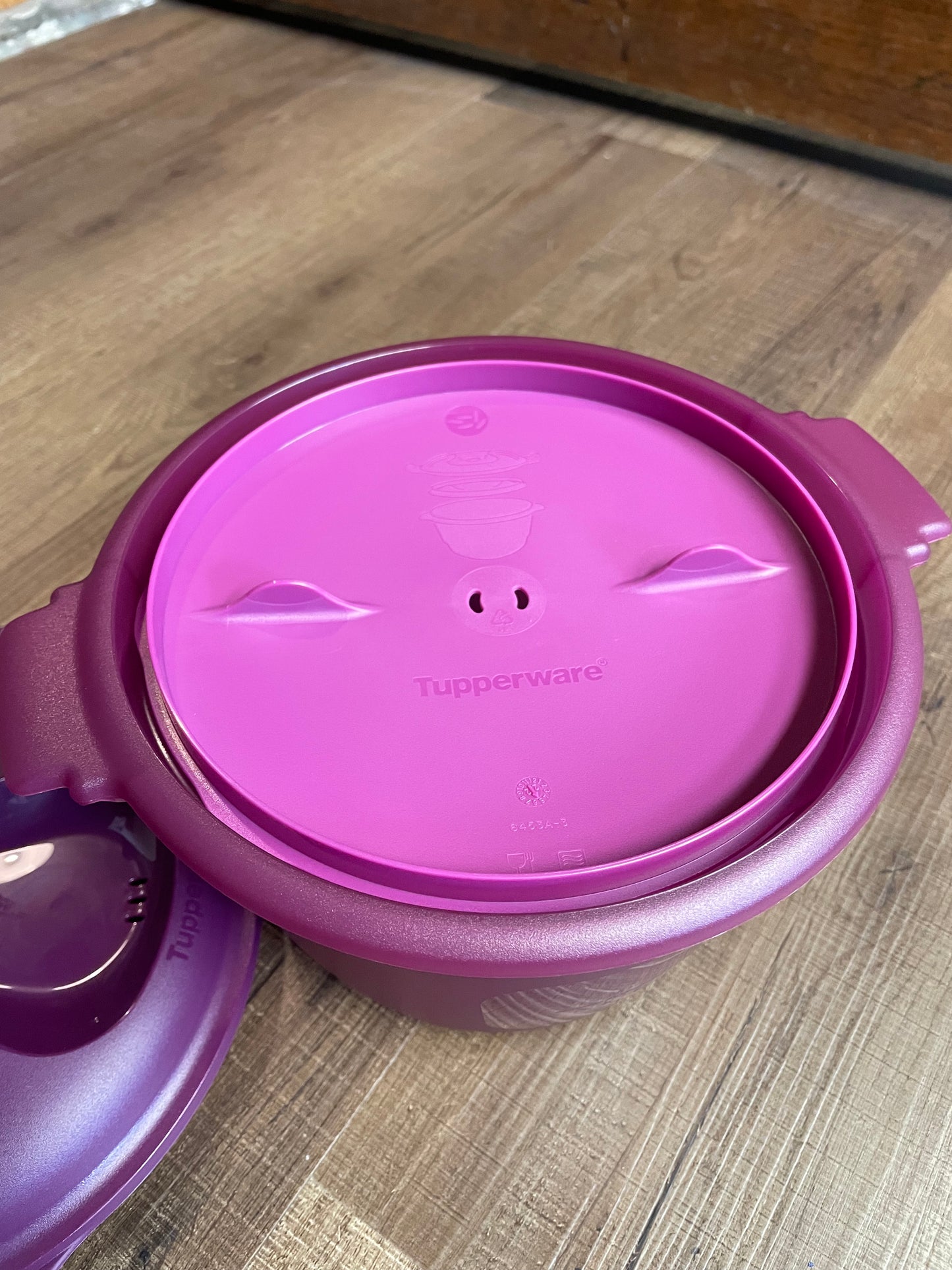 Tupperware NEW Microwave Rice Maker