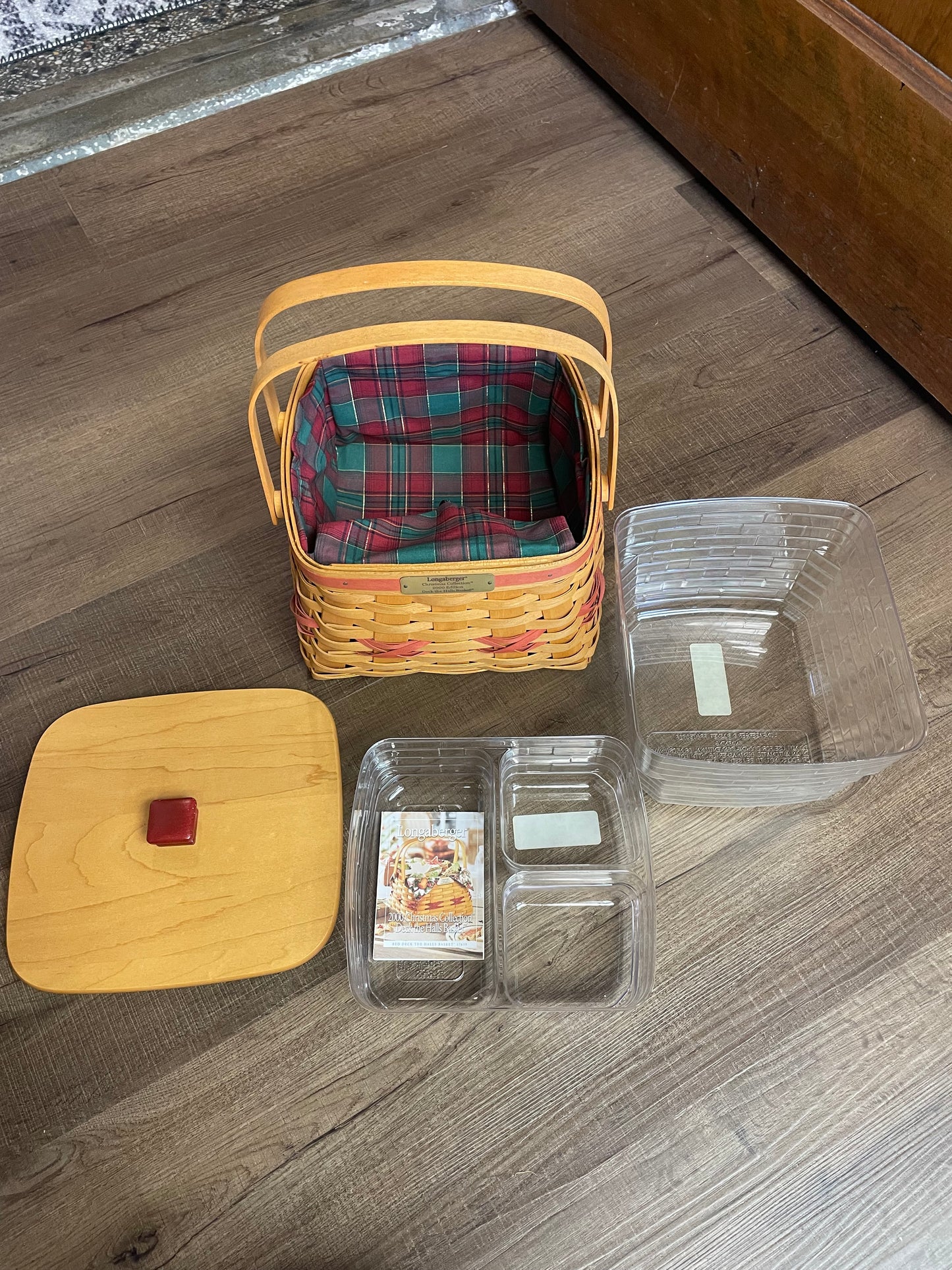 Longaberger Deck the Halls Basket