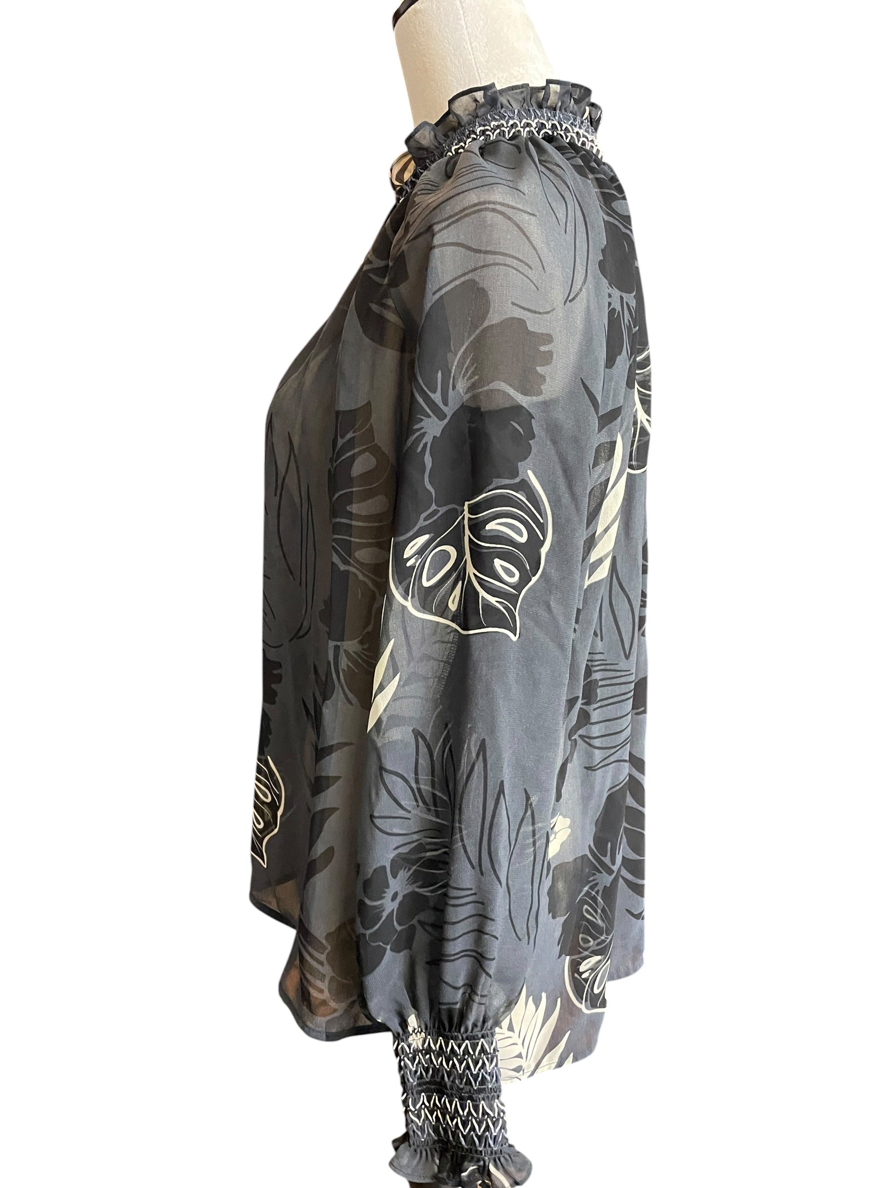 Cabi Sheer Floral Long Sleeved Women's Top (XS)
