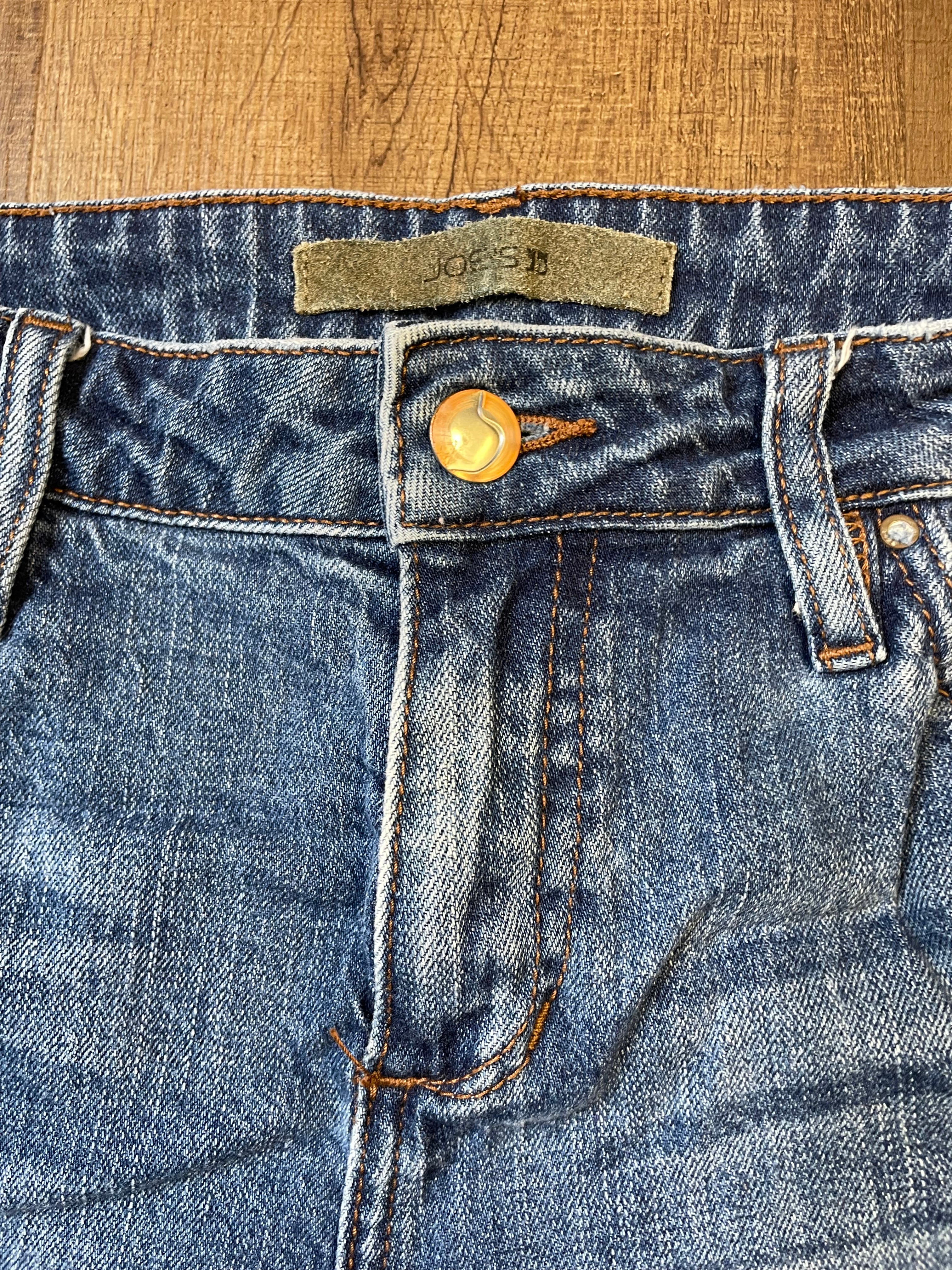 Joe's Women's Shortie Jean Short (28)