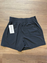 Athleta NWT Women's Wayfind Short (S) - BinxBerry Consignment