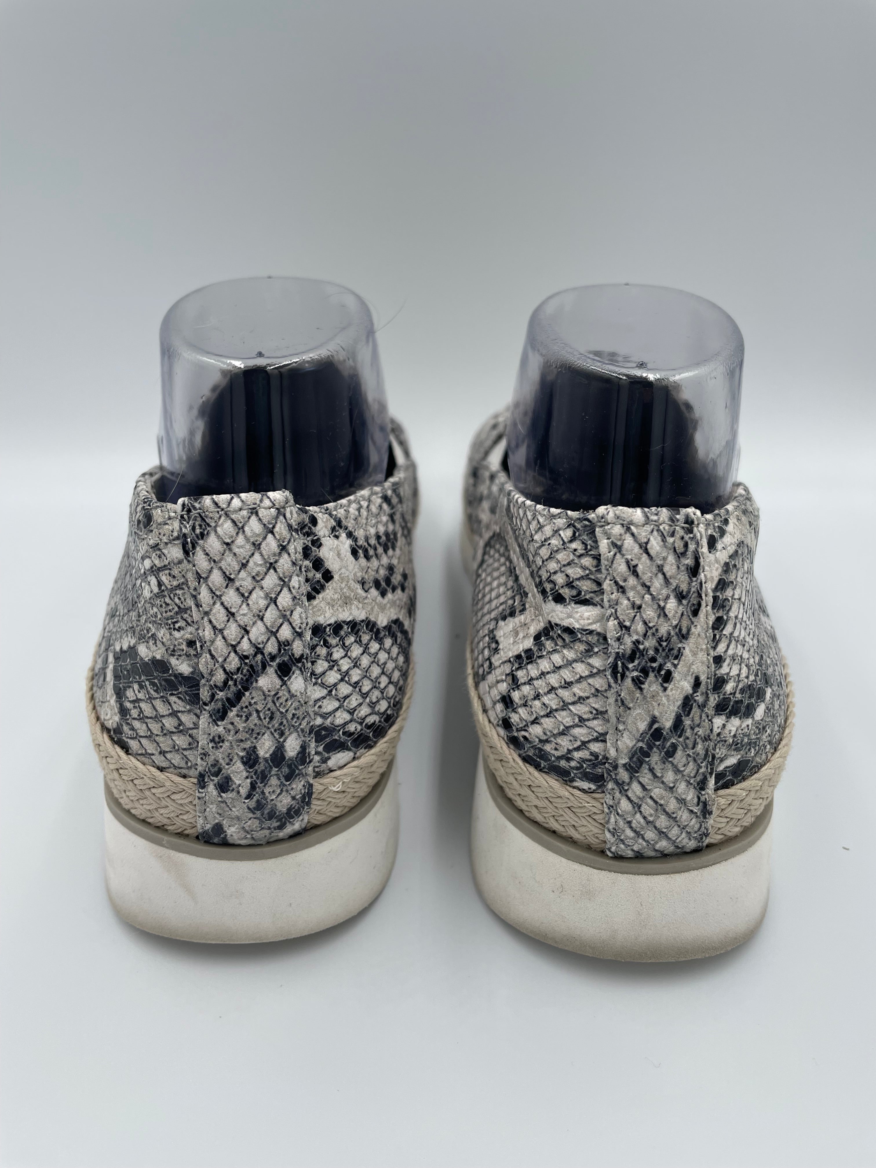 Donald Pliner Women's Snakeskin Loafer (10)