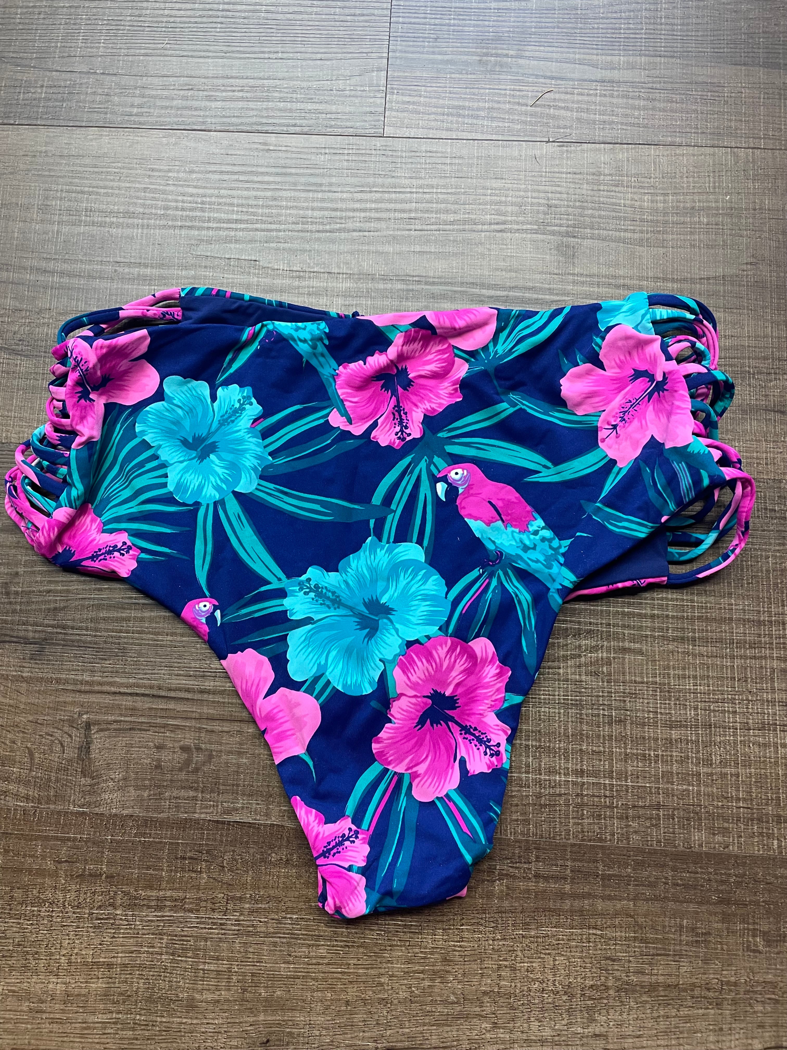 Envya Keke NWT High Waisted Bikini Bottom (L)