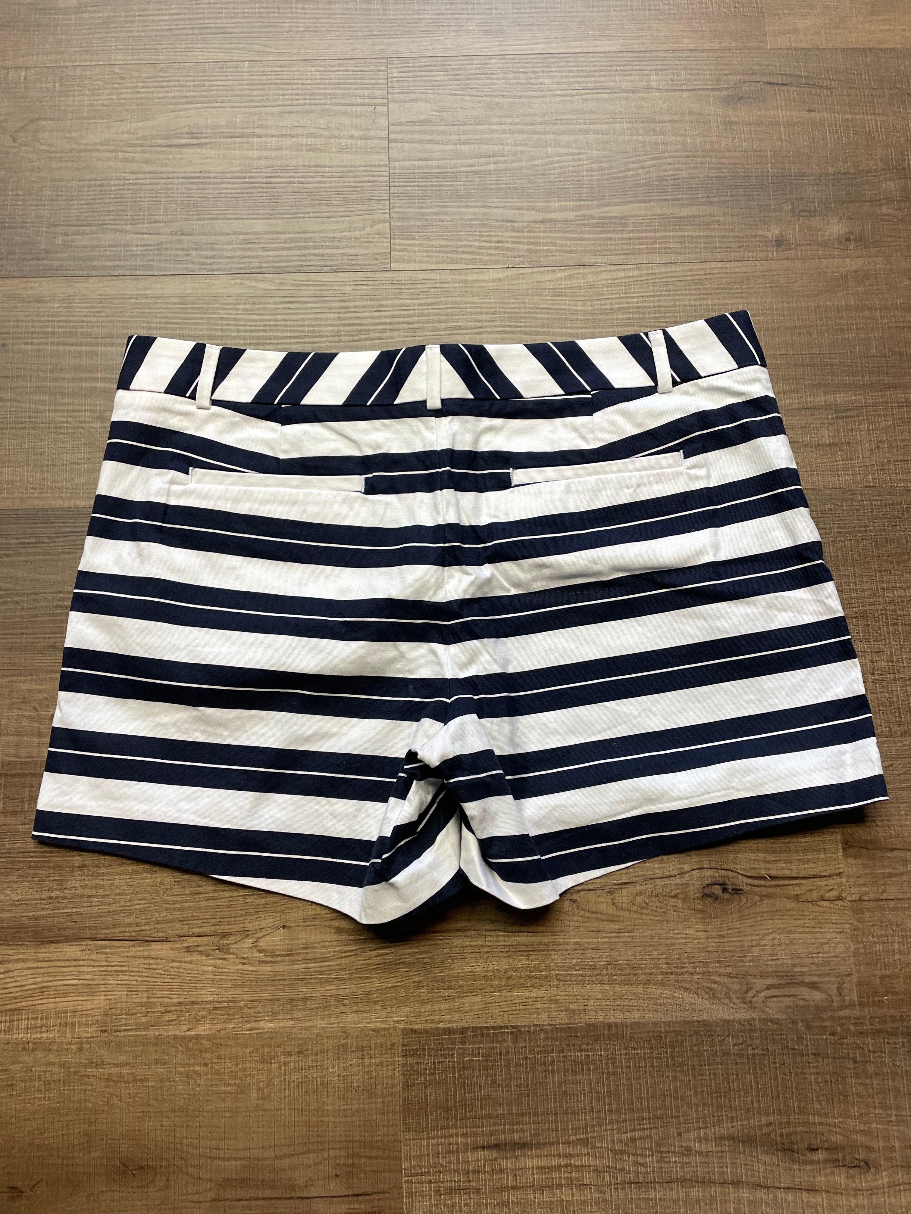 Banana Republic Women's Shorts (14)