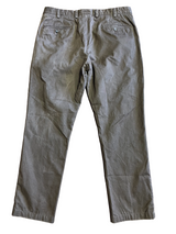 Johnston & Murphy Slim Fit Men's Casual Pants (38x32) - BinxBerry Consignment