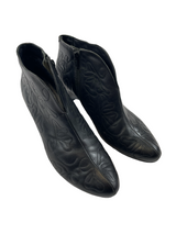 Pikolinos Cuero Women's Embroidered Bootie (EU 41) - BinxBerry Consignment