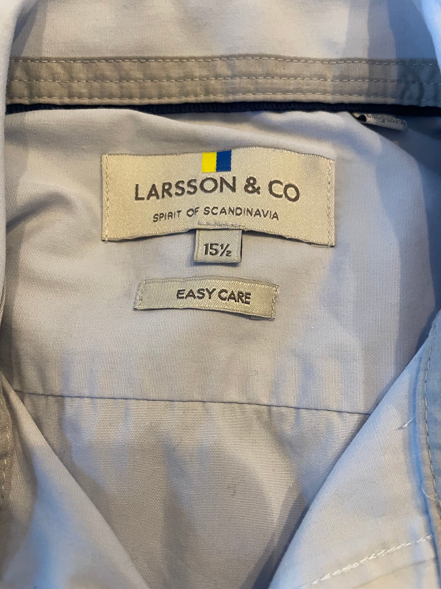 Larson & Co Baby Blue Men's Button Down (15 1/2)