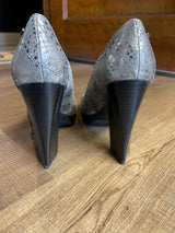 Calvin Klein Emmy Metallic Snake Heels (9.5)
