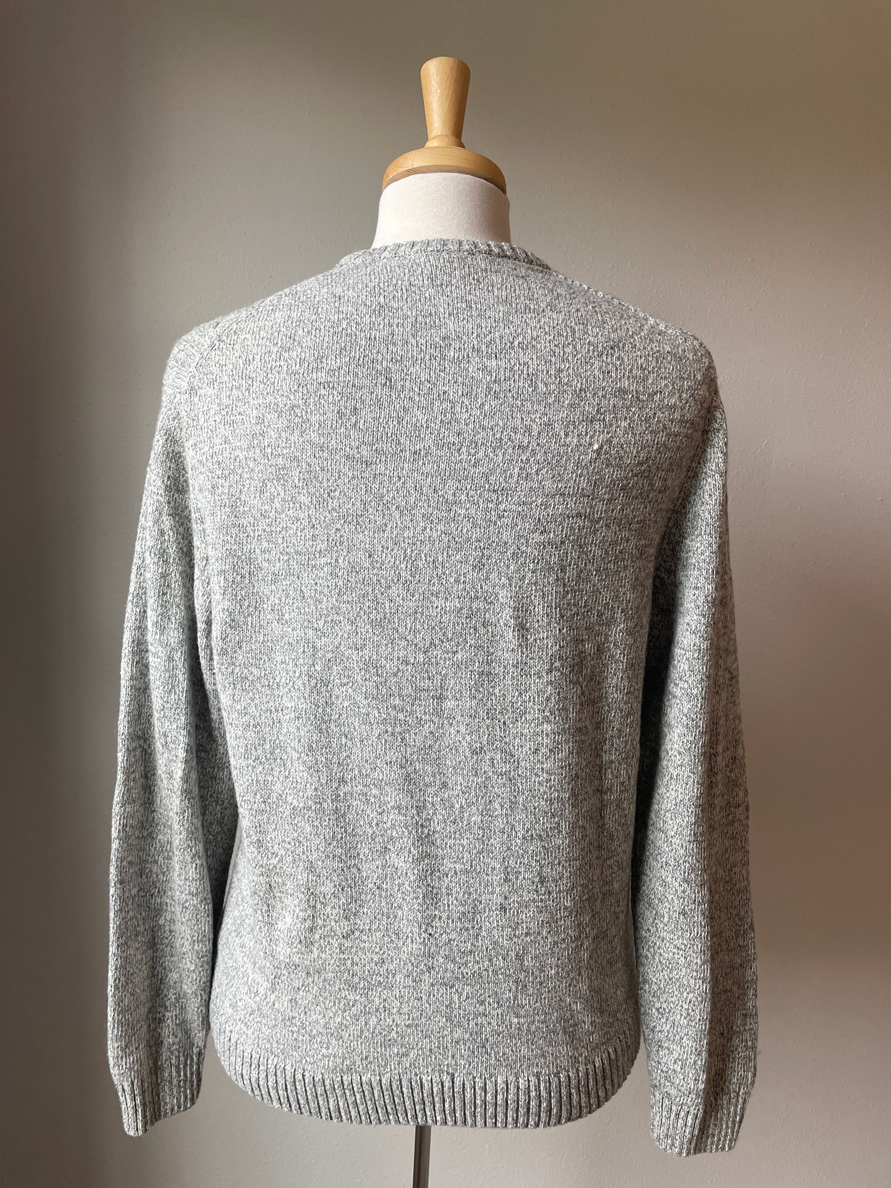 Roundtree & Yorke Wool Blend Cable Knit Sweater (M)