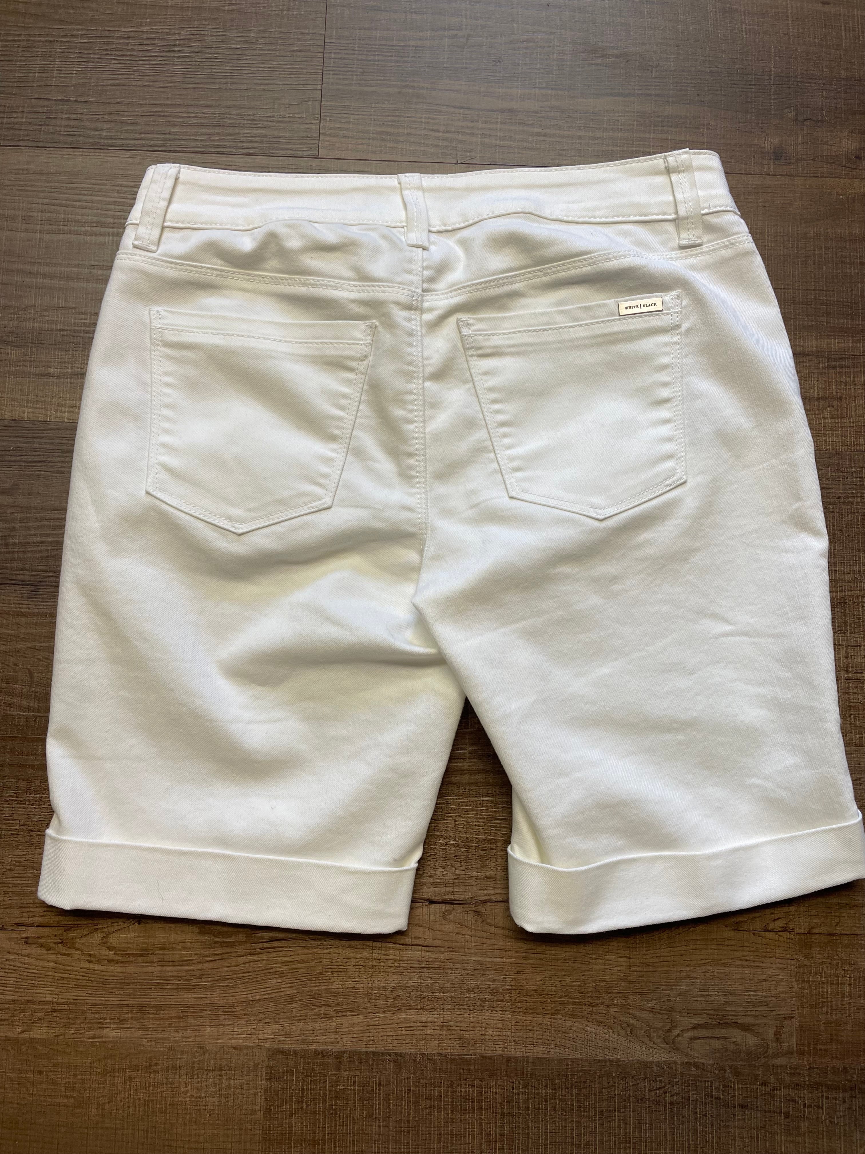 White House Black Market White Bermuda Jean Short (2)
