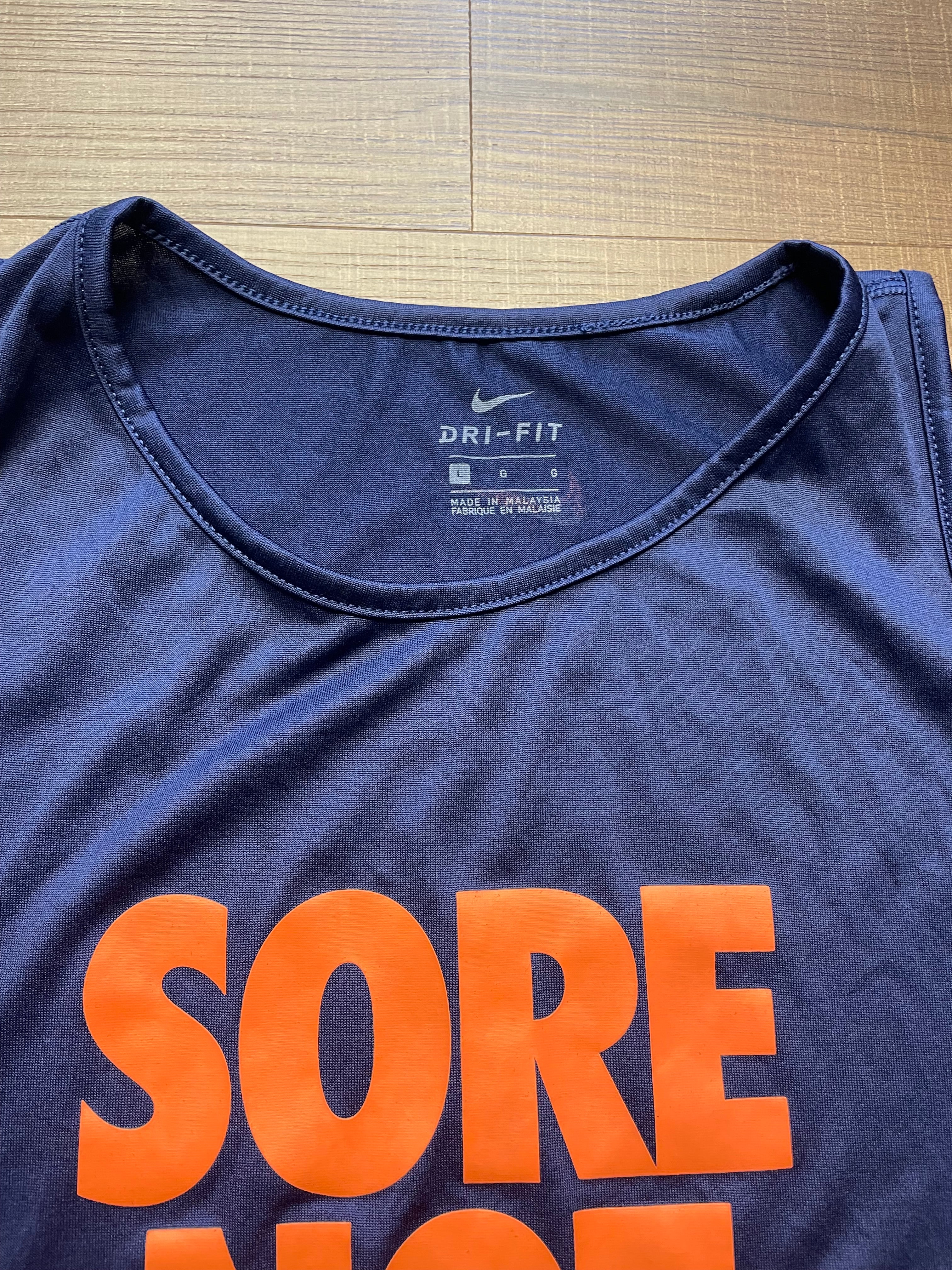 Nike DRI-Fit 'Sore Not Sorry' Tank (L)
