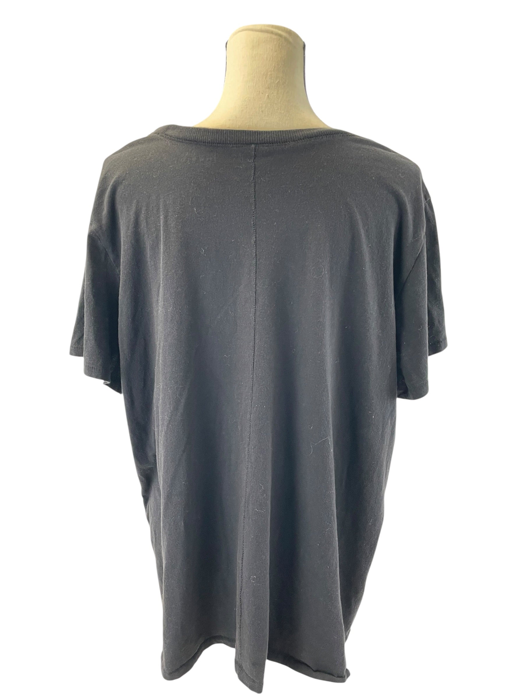 Torrid Classic Fit Women's Graphic Tee (2X) - BinxBerry Consignment
