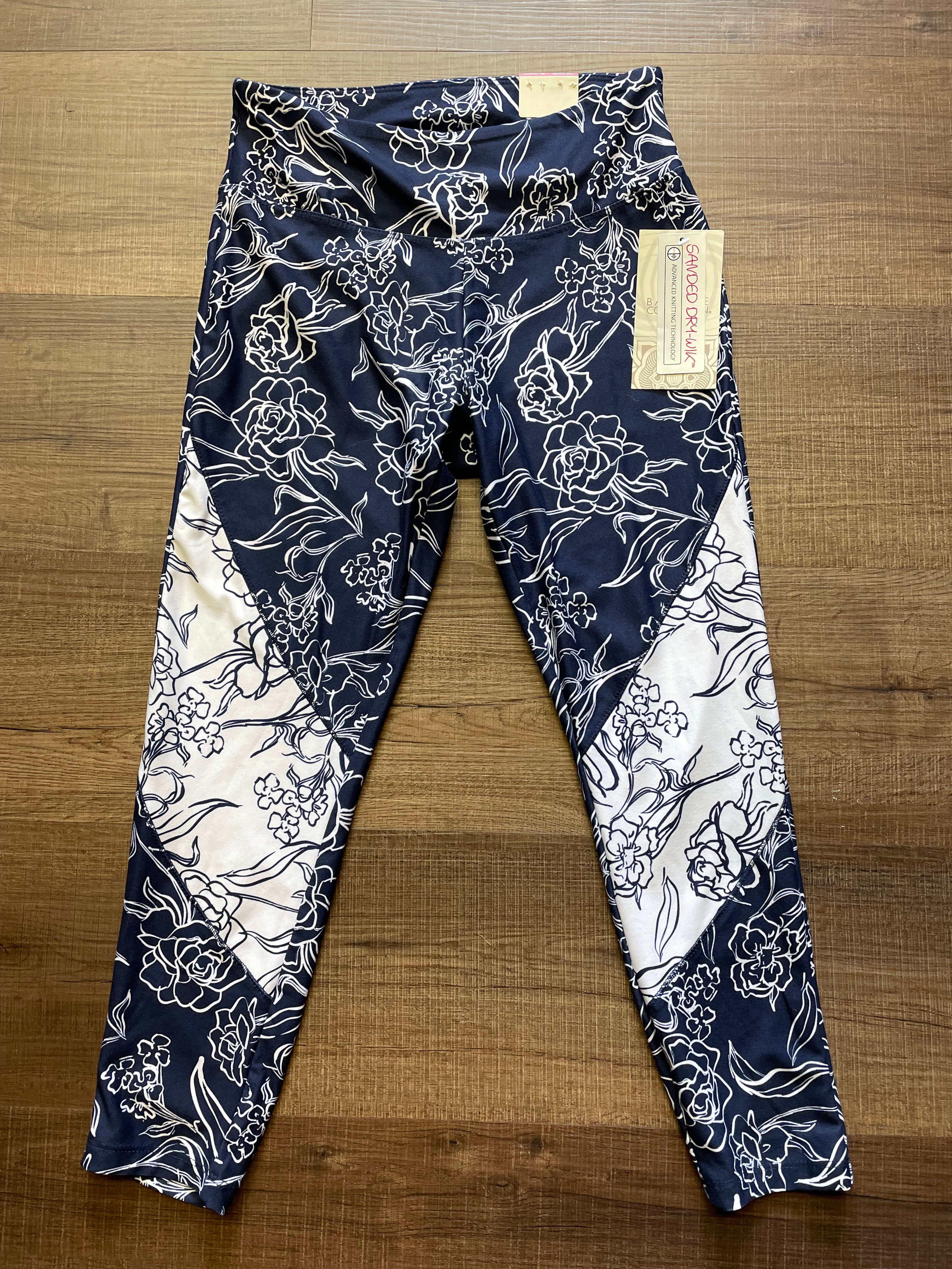 Balance Collection The Capri Women's Leggings (S)