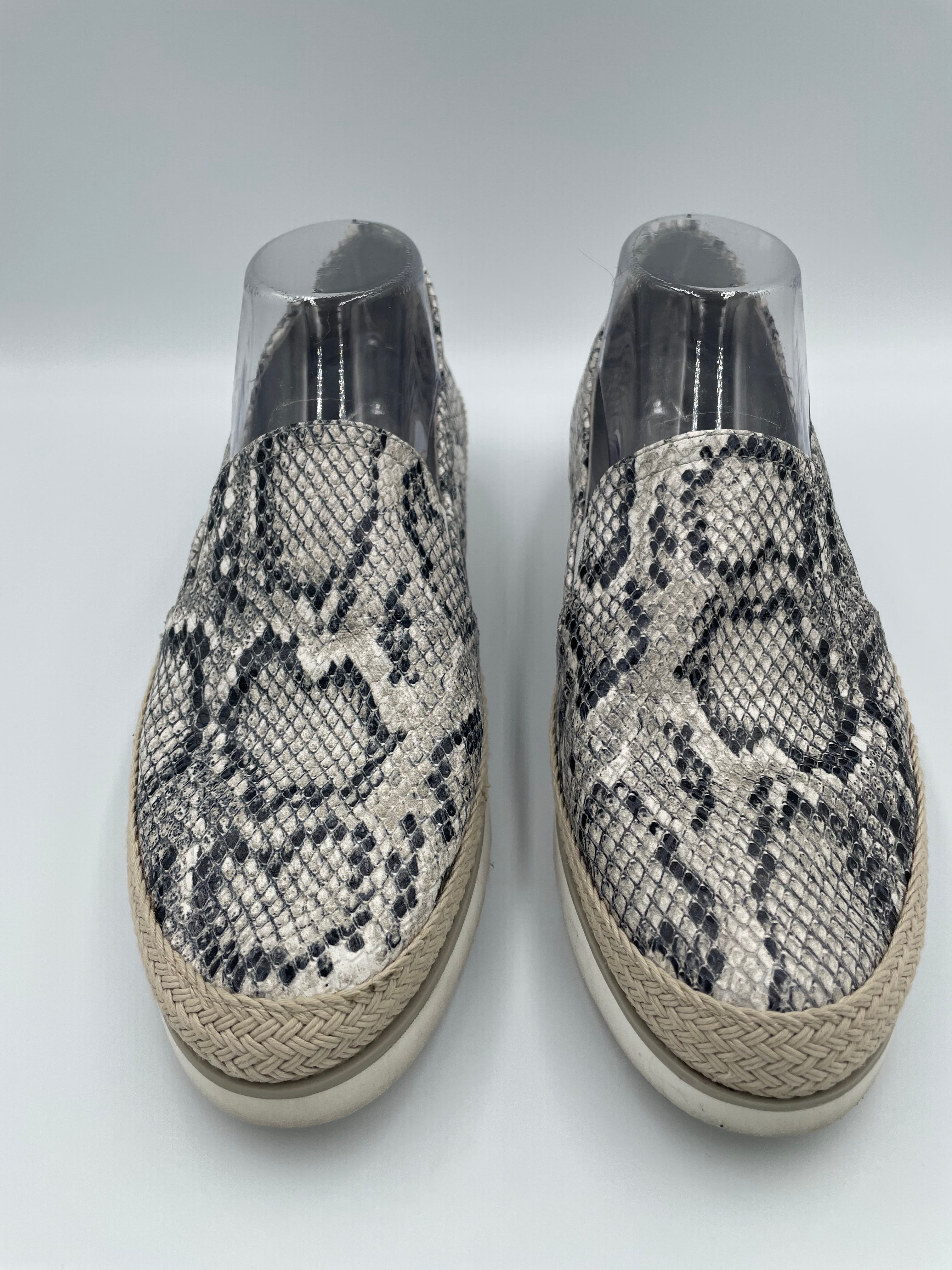 Donald Pliner Women's Snakeskin Loafer (10)