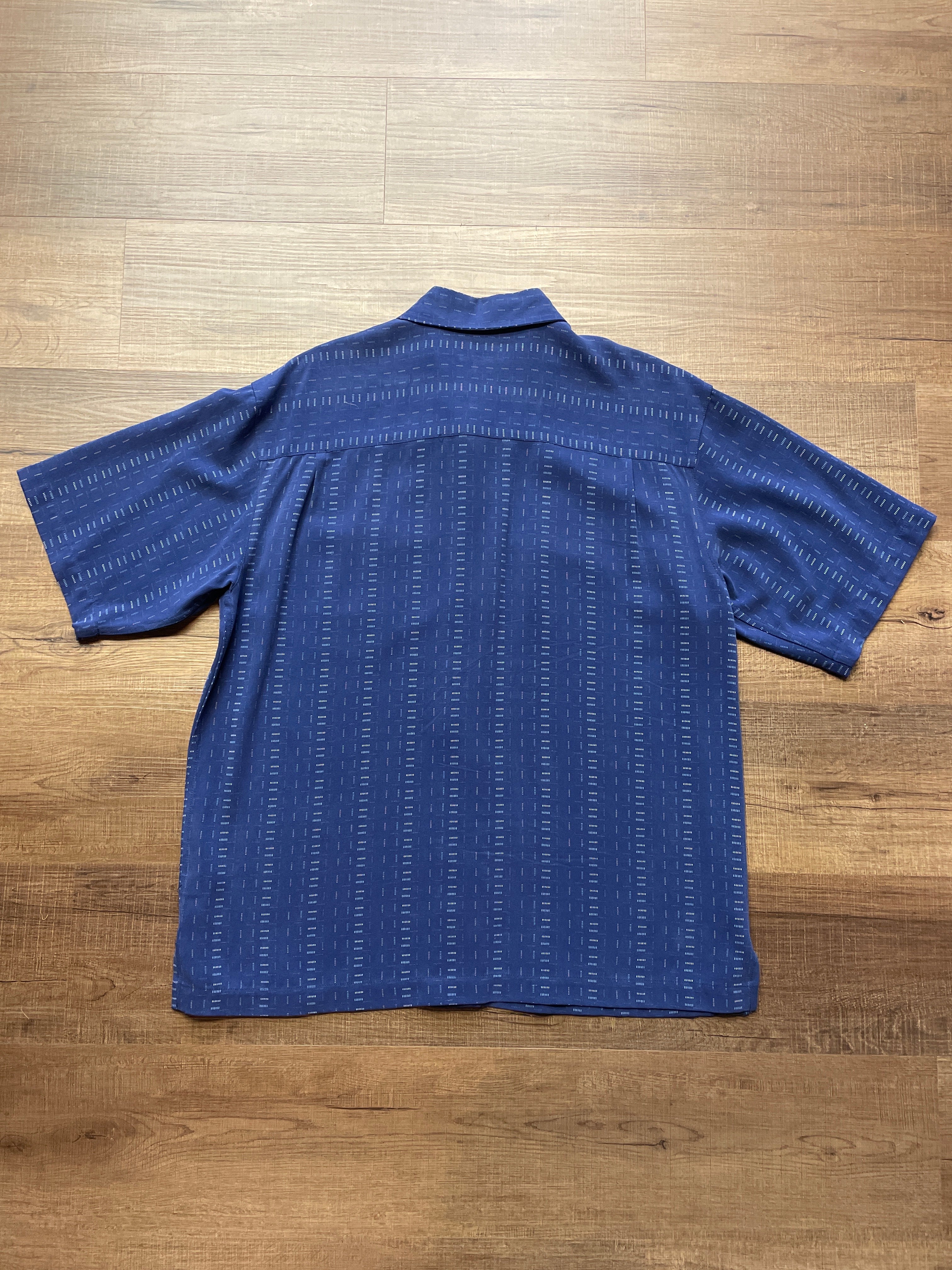 Toscano 100% Silk Men's Short Sleeved Button Down (L)