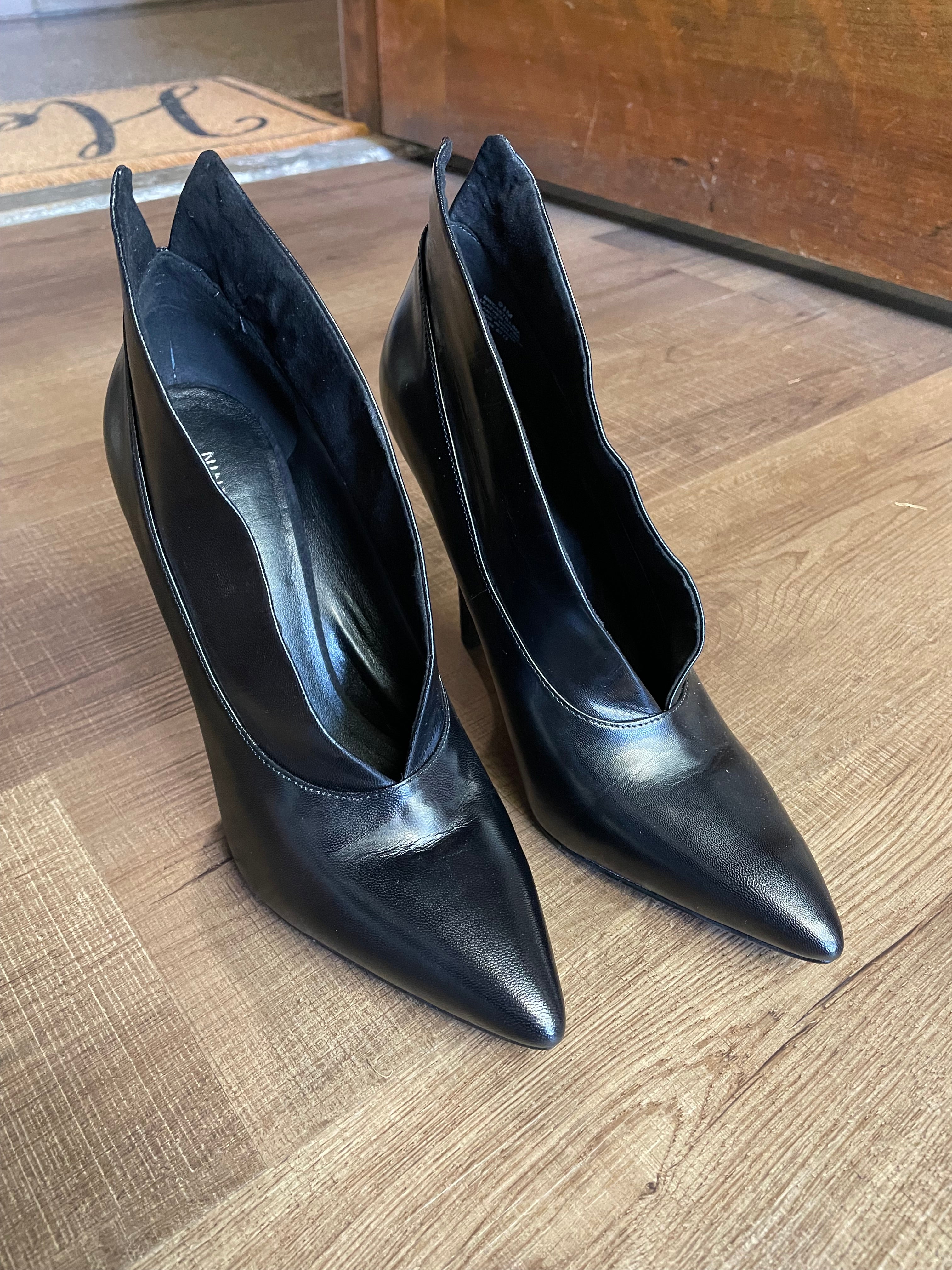Nine West Collared Ankle Pumps (9.5M)