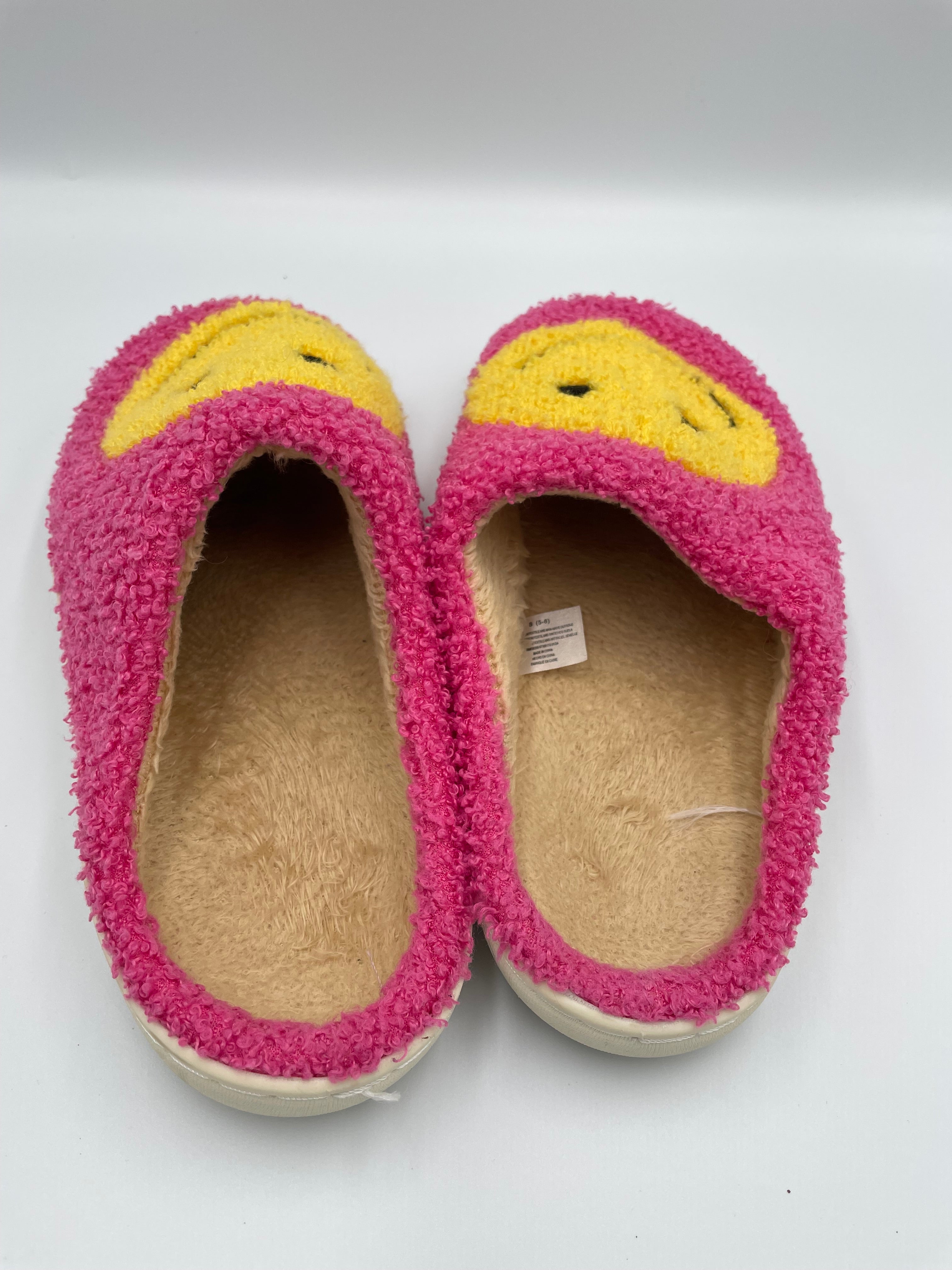 Smiley Face Women's Slippers (5/6)