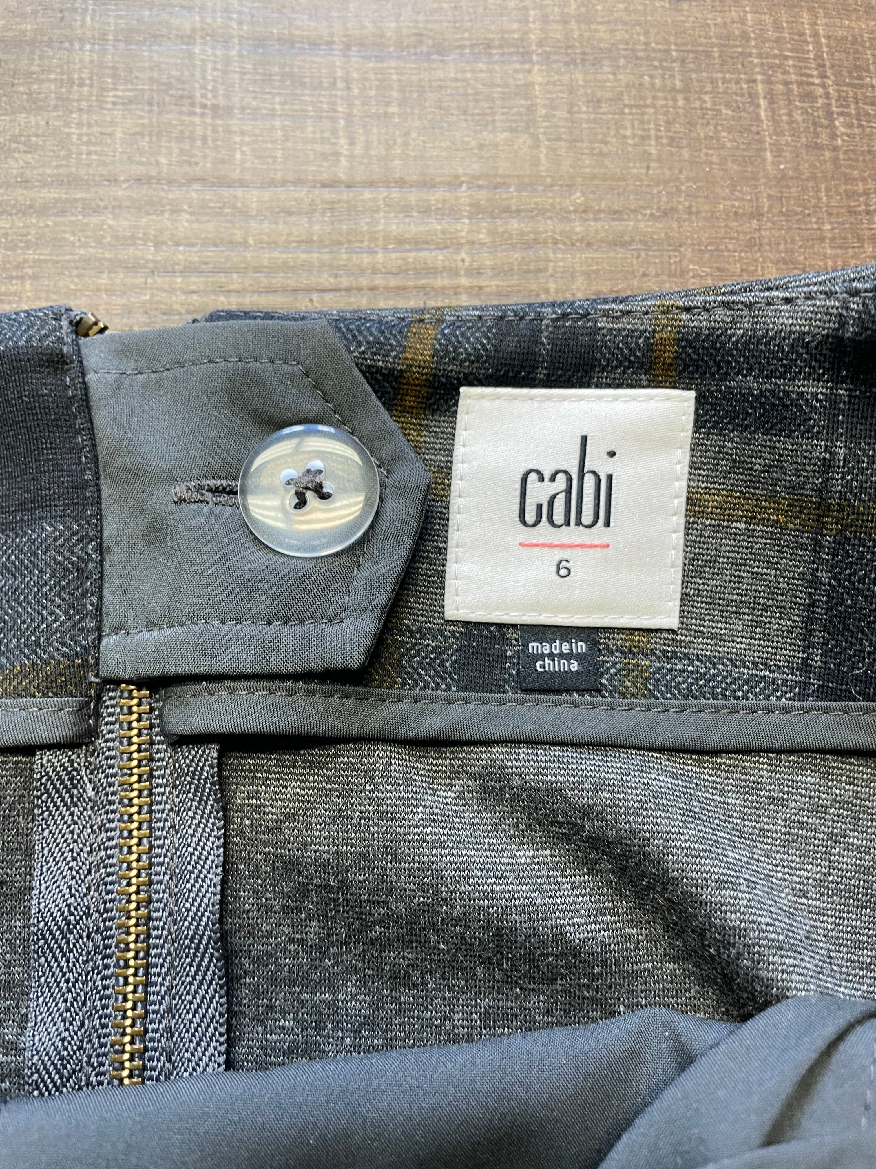 Cabi Plaid Pocketed Skirt (6) - BinxBerry Consignment