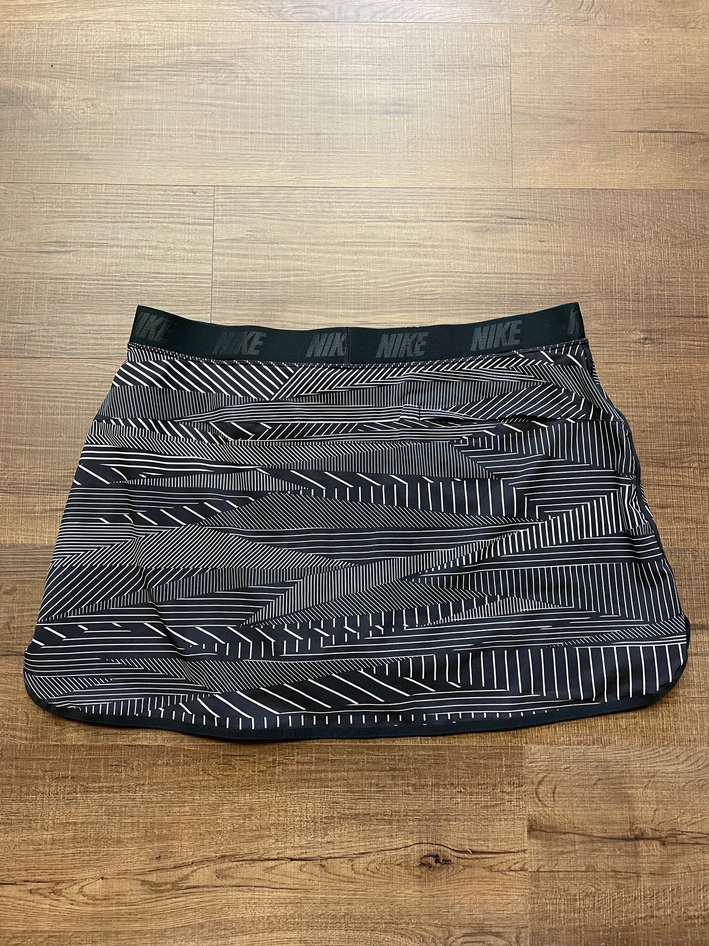 Nike Golf Women's Skort (XL)