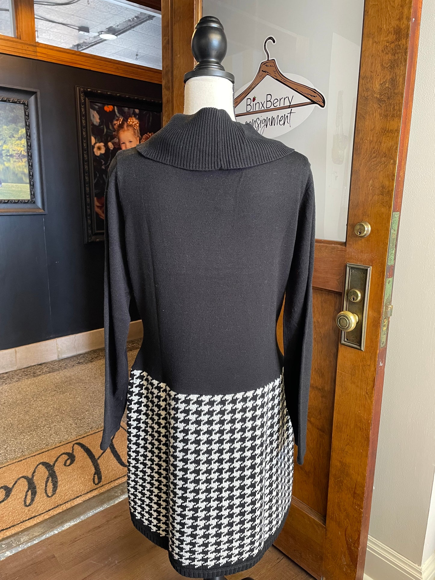 Venus Knit Midi Dress (L)