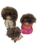 Calico Critters Pickleweeds Hedgehog Family (6 figurines) - BinxBerry Consignment