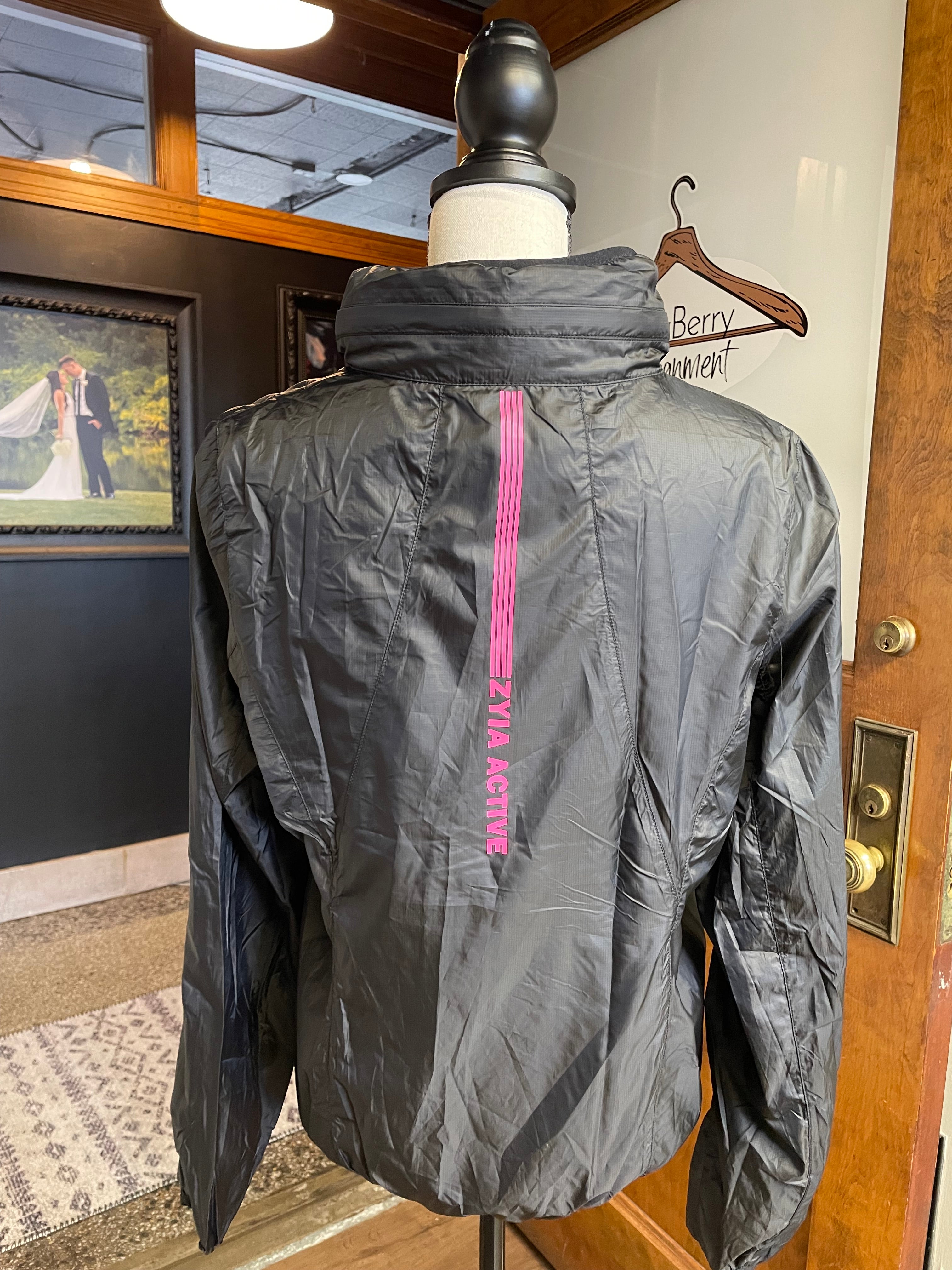 Zyia Active Women's Hooded Windbreaker (L)