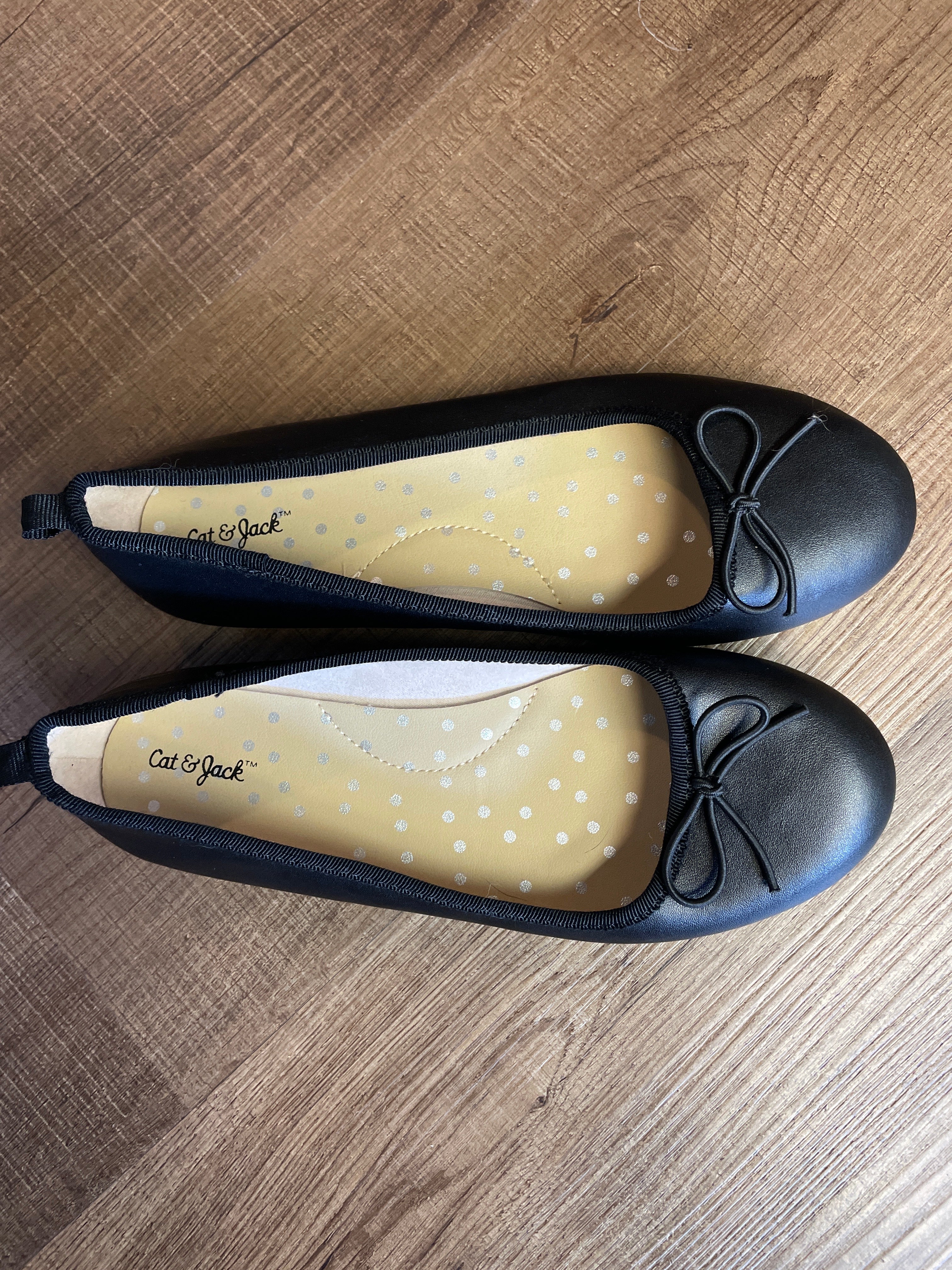 Cat & Jack Girls Ballerina Flats (2)