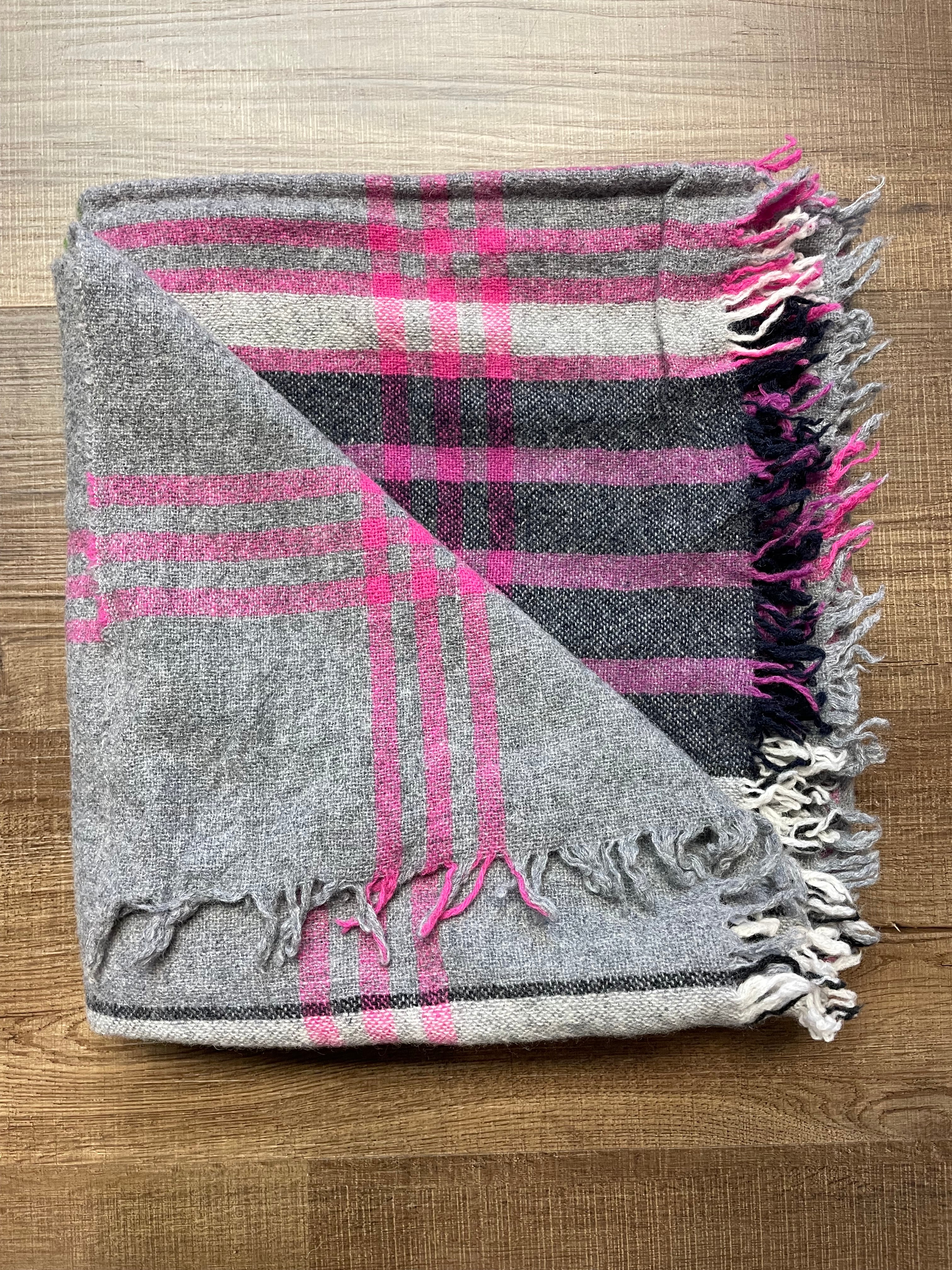 Talbots Wool Blend Shawl/Scarf Made in Italy (50x50)