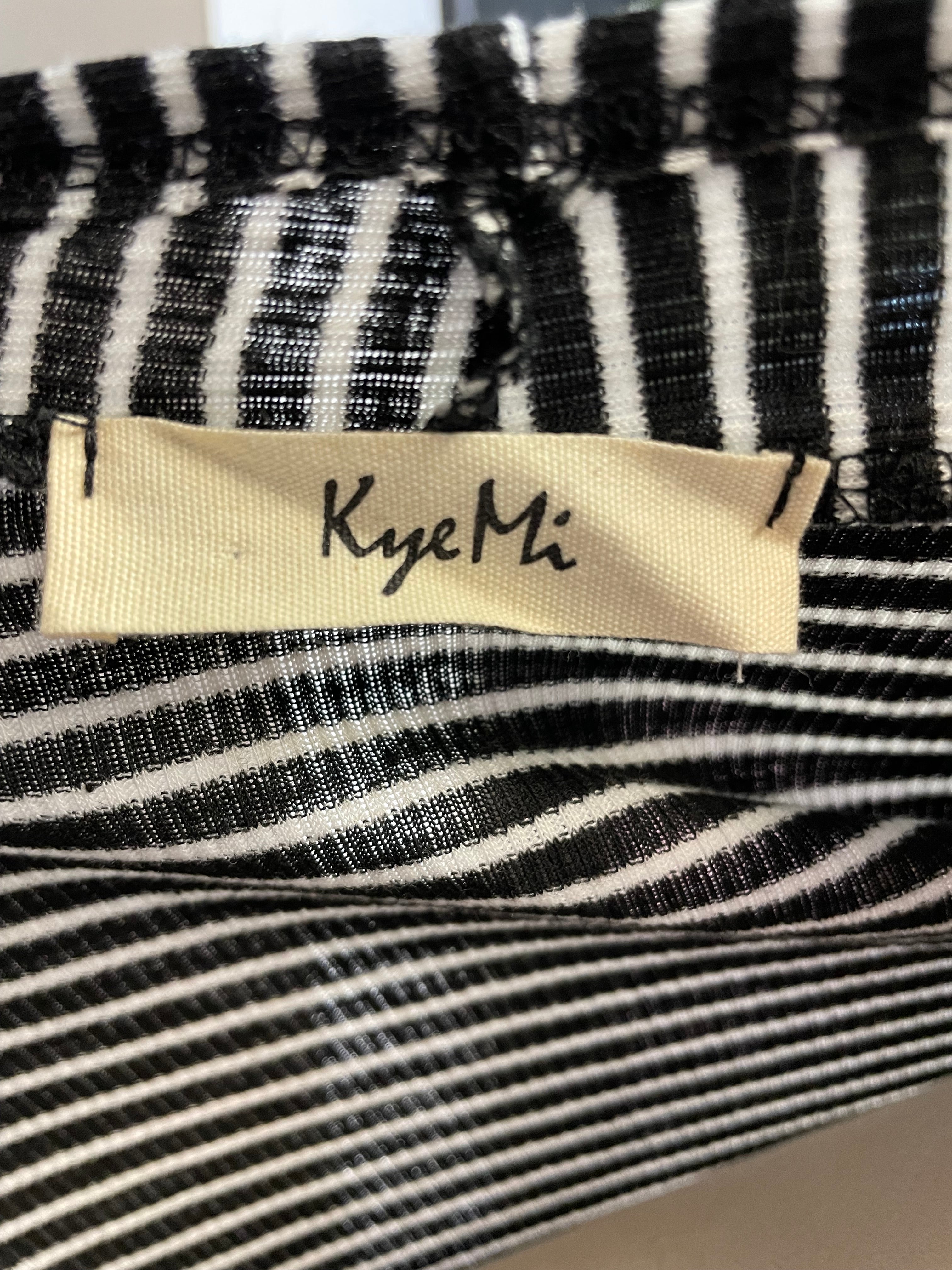 Kye Mi Long Open Front Ribbed Cardigan (L)