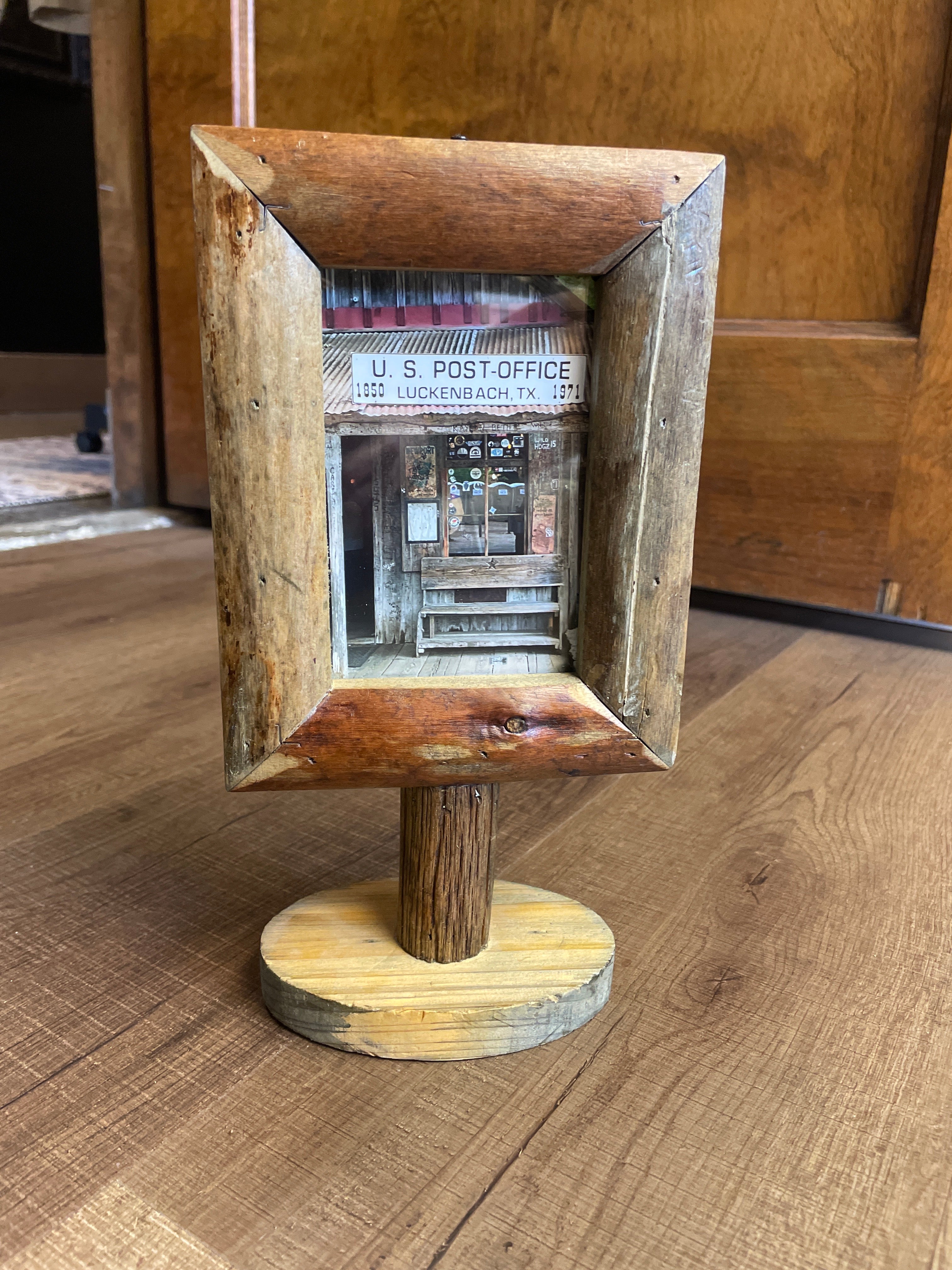Wooden Pedestal Frame