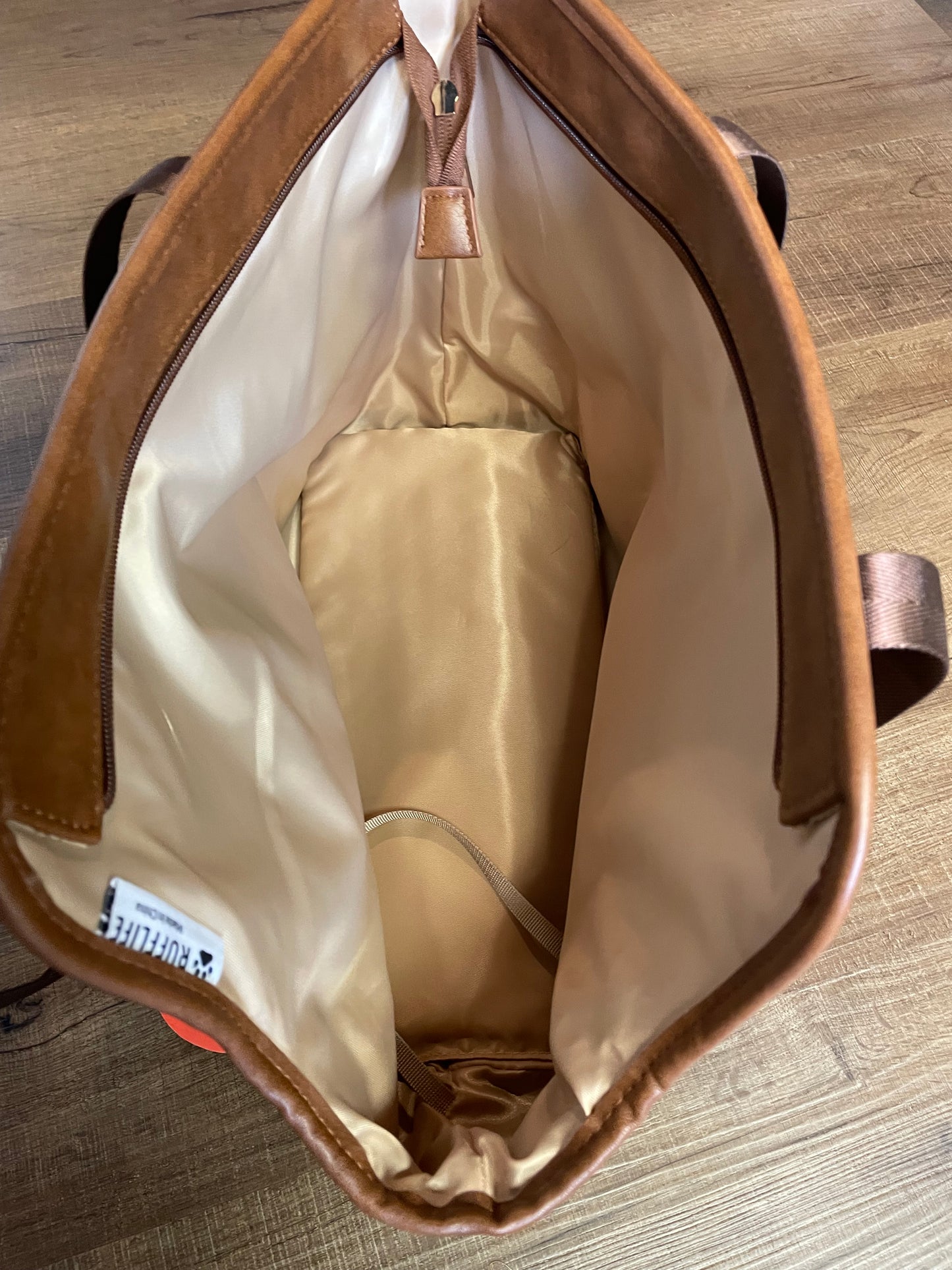 Rufflife NWT Classic Canine Carrier