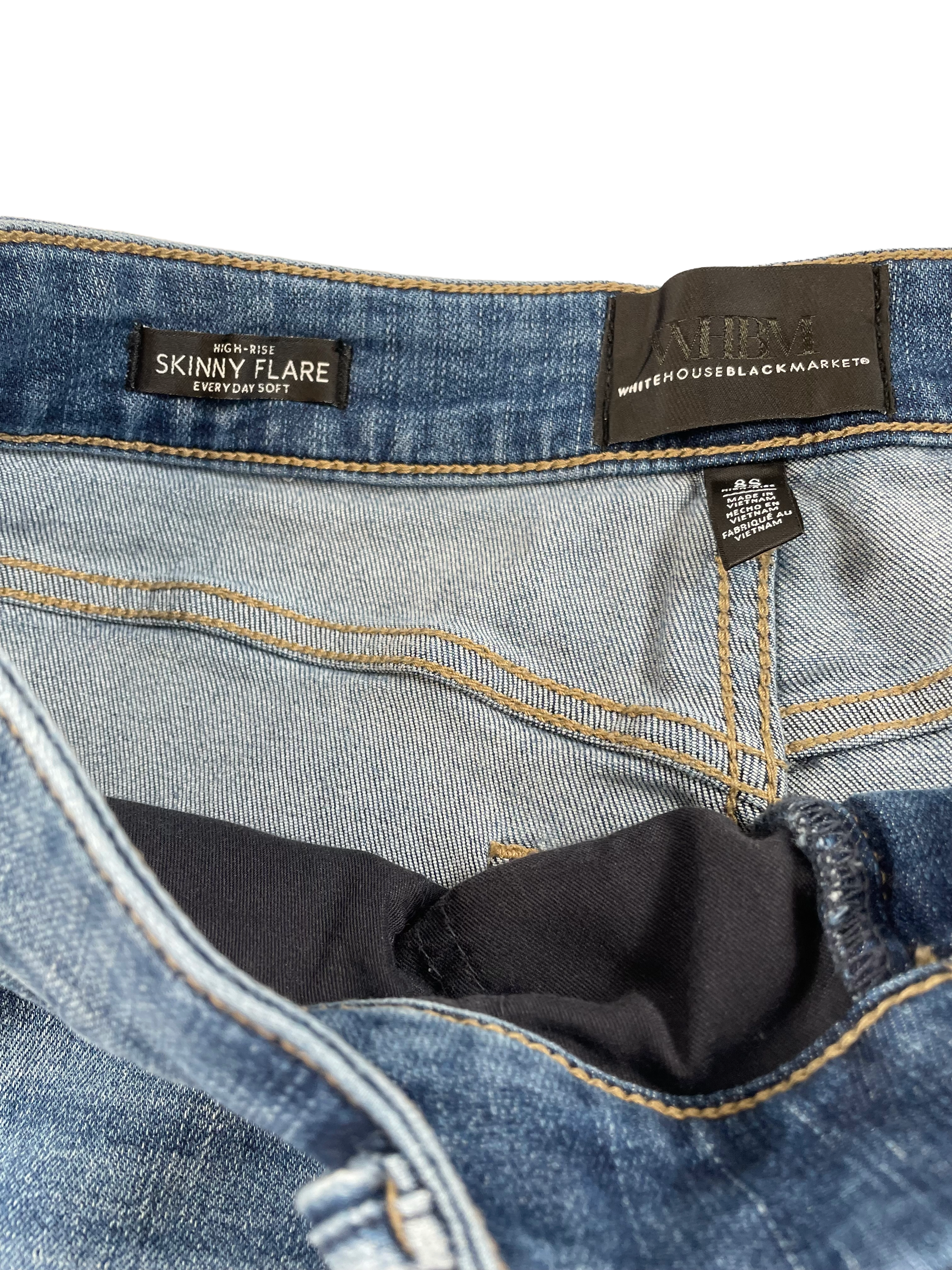 WHBM High Rise Skinny Flare Everyday Soft Jeans (8 short)