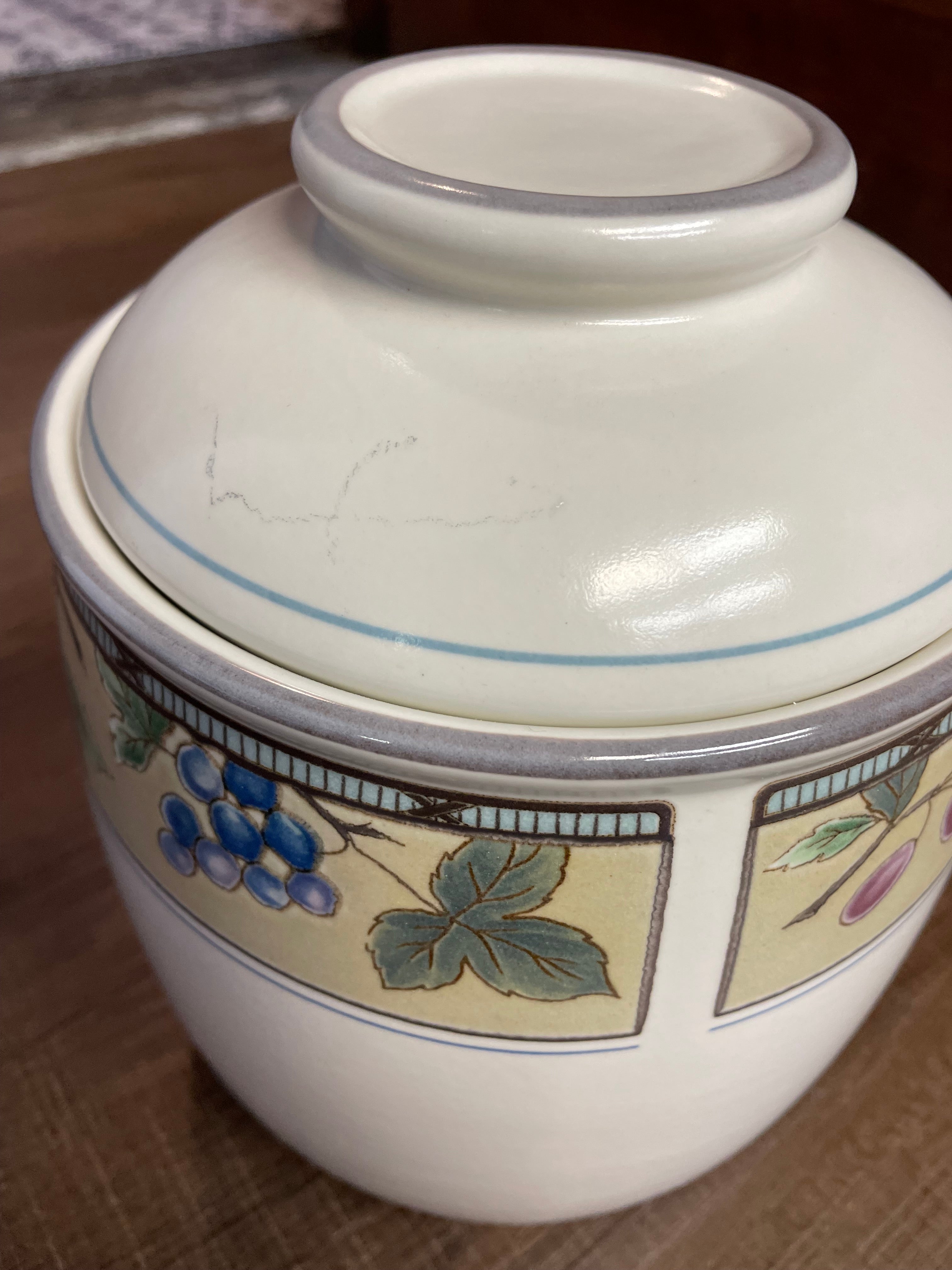 Mikasa Garden Harvest 4-Piece Canister Set