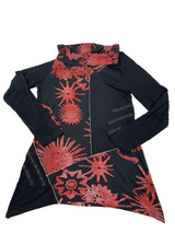 Paris Hues Women's Embroidered Floral Tunic (L)