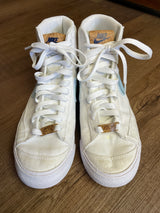 Nike Women's Blazer Mid '77 SE 'Indigo' DC9265-100 (6)