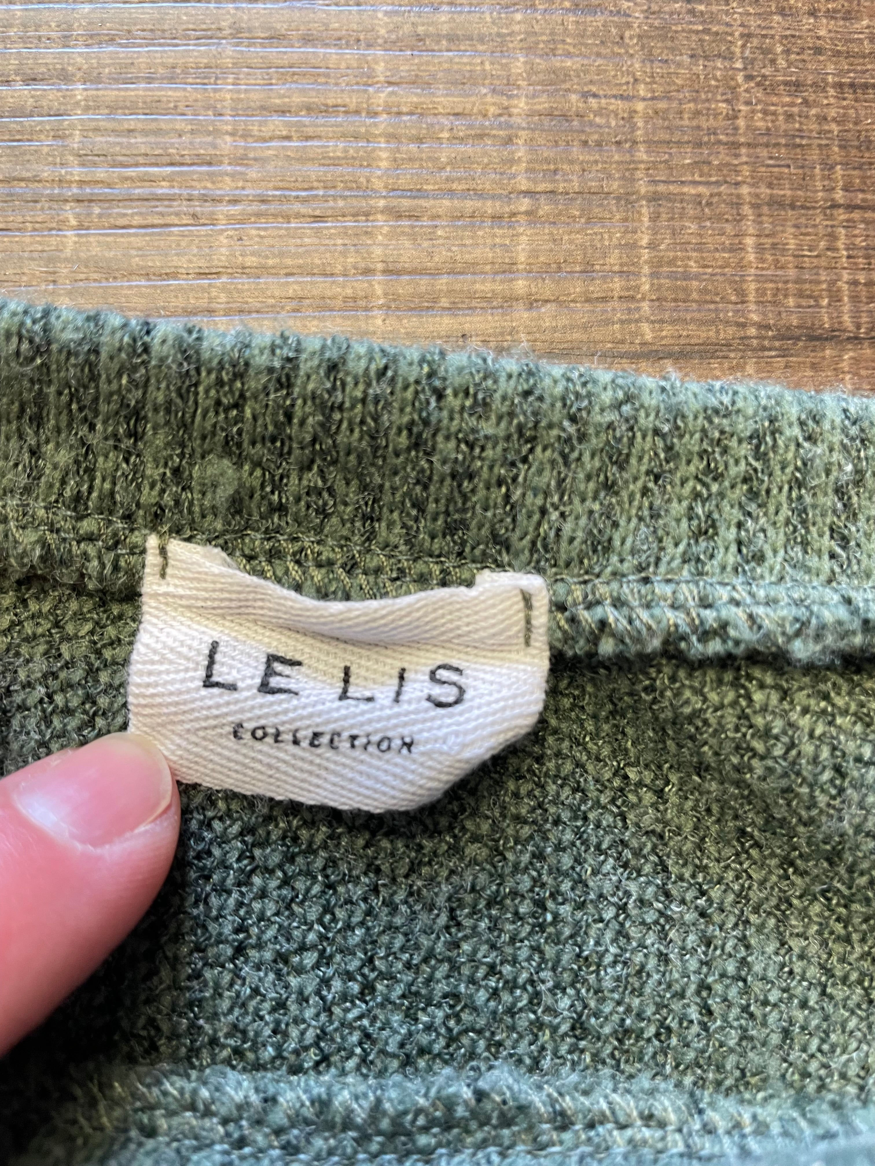 Lelis Cropped Long Sleeved Knit Top (S)