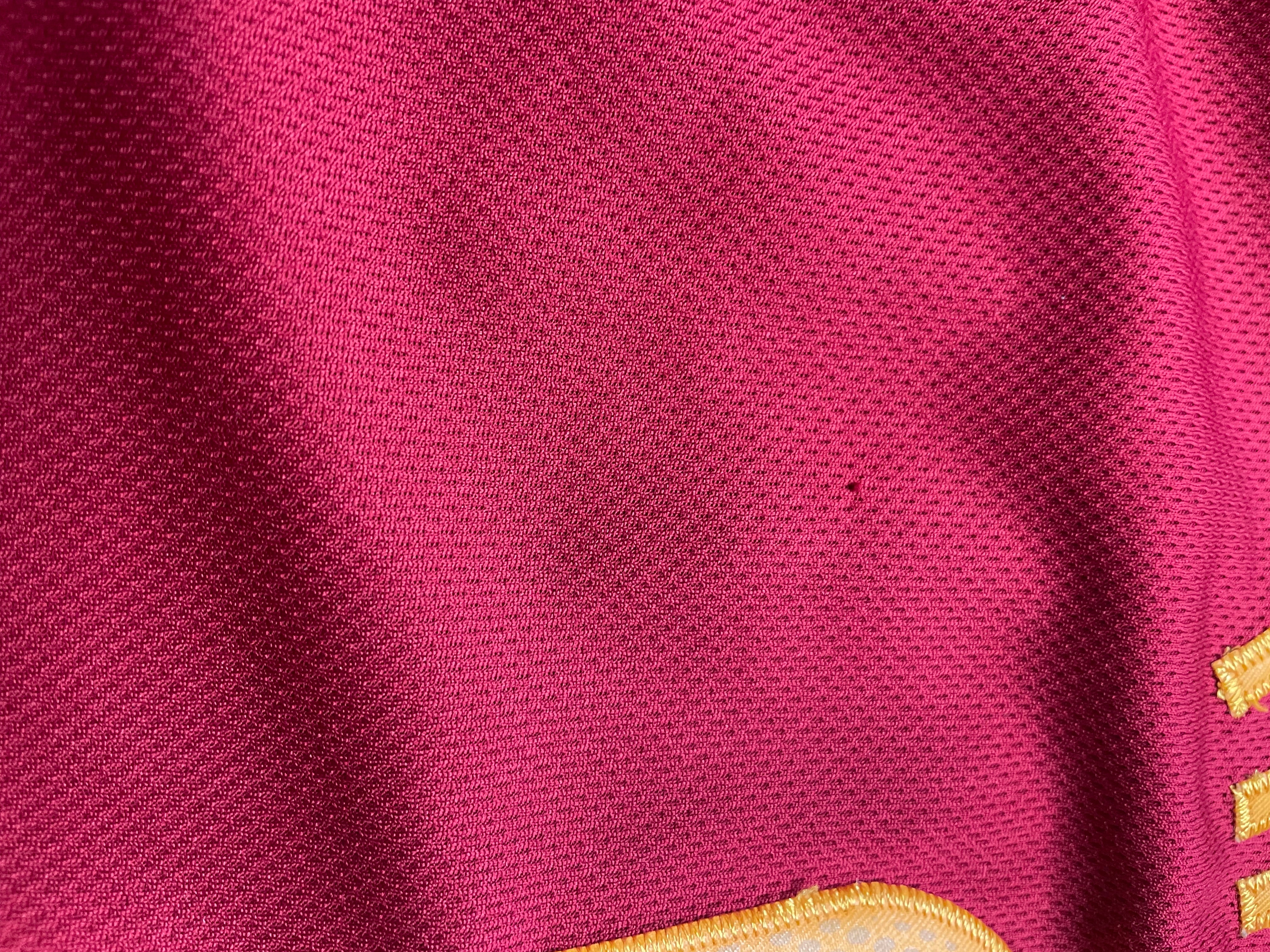 Adidas Cleveland Cavaliers Kyrie Irving Swingman Jersey (M)