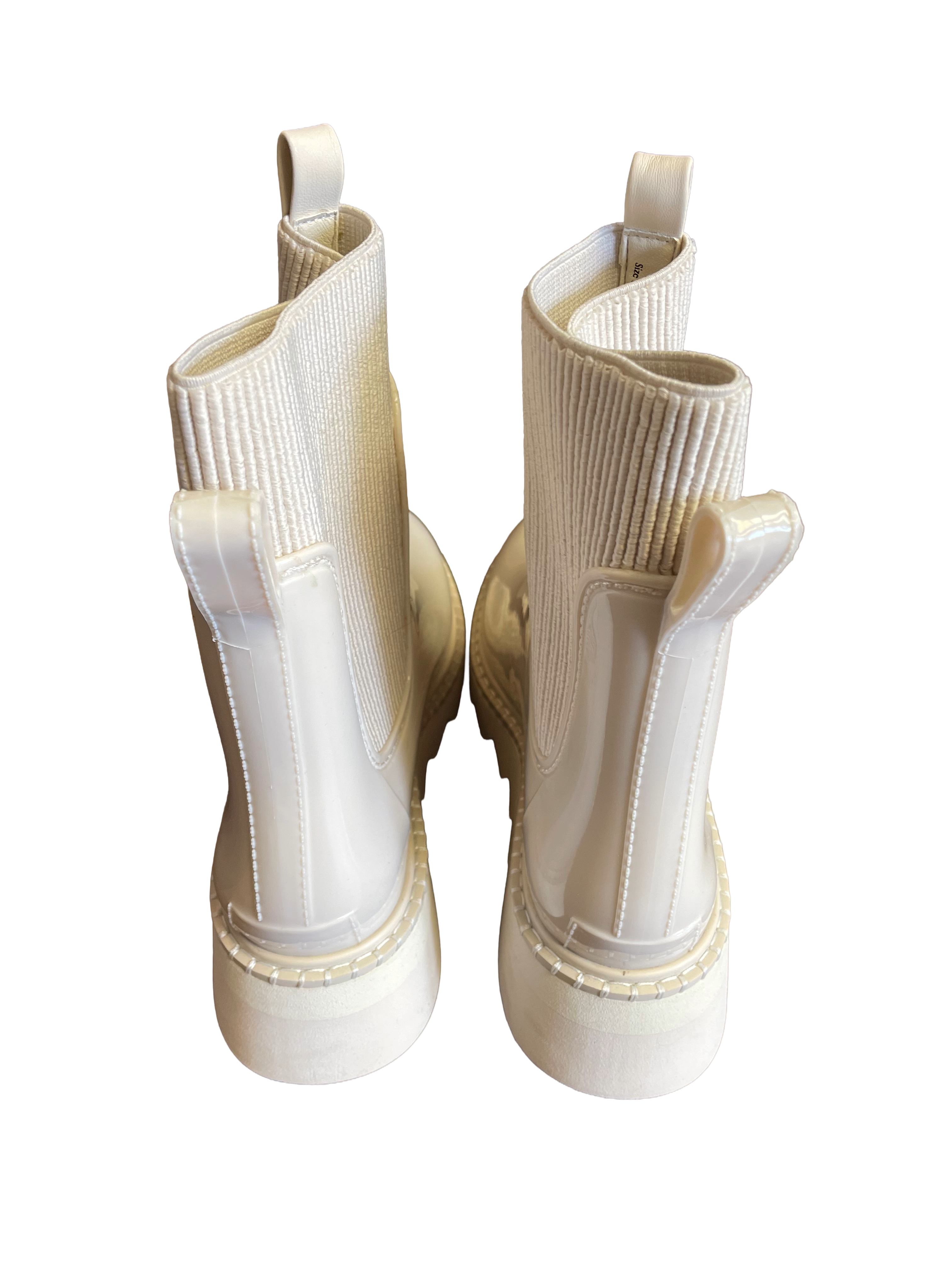 These are Dolce Vita Tropic H2O Rain Boots (9)
