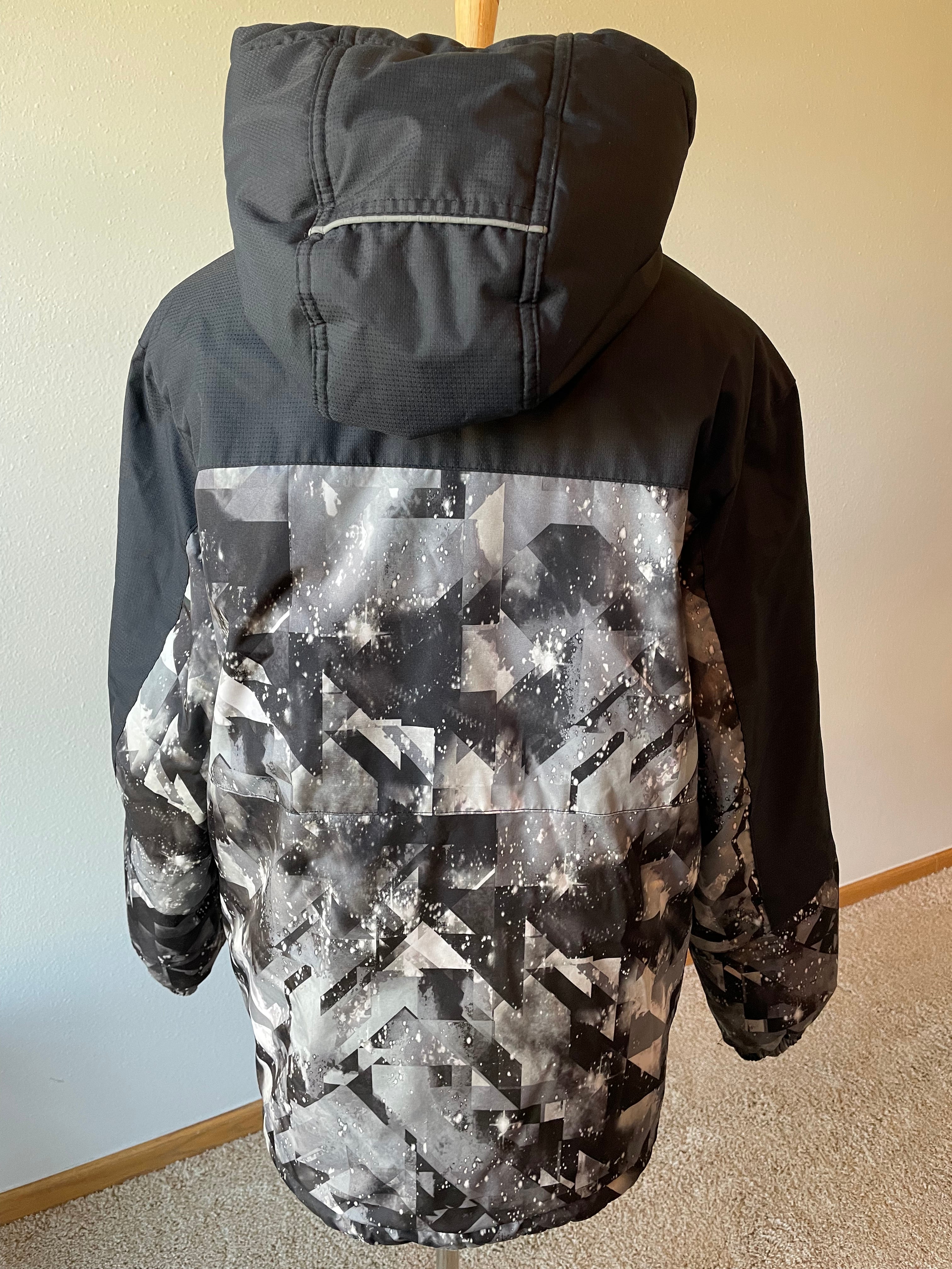 ZeroXposur Coat (YL)